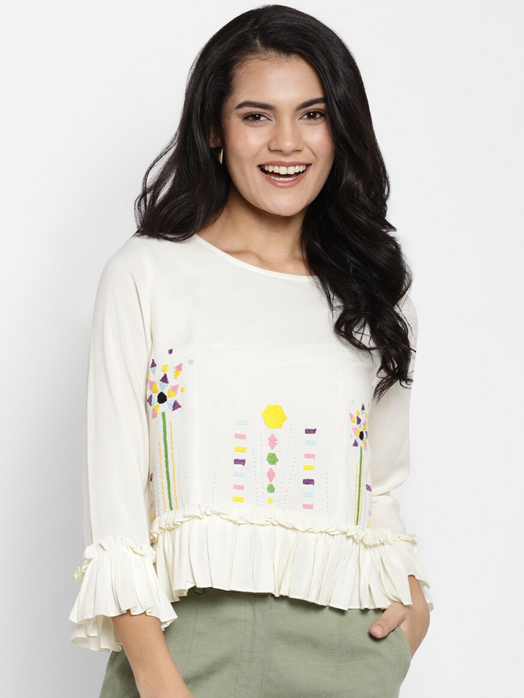 

DEEBACO Off-White Floral Embroidered A-line Top