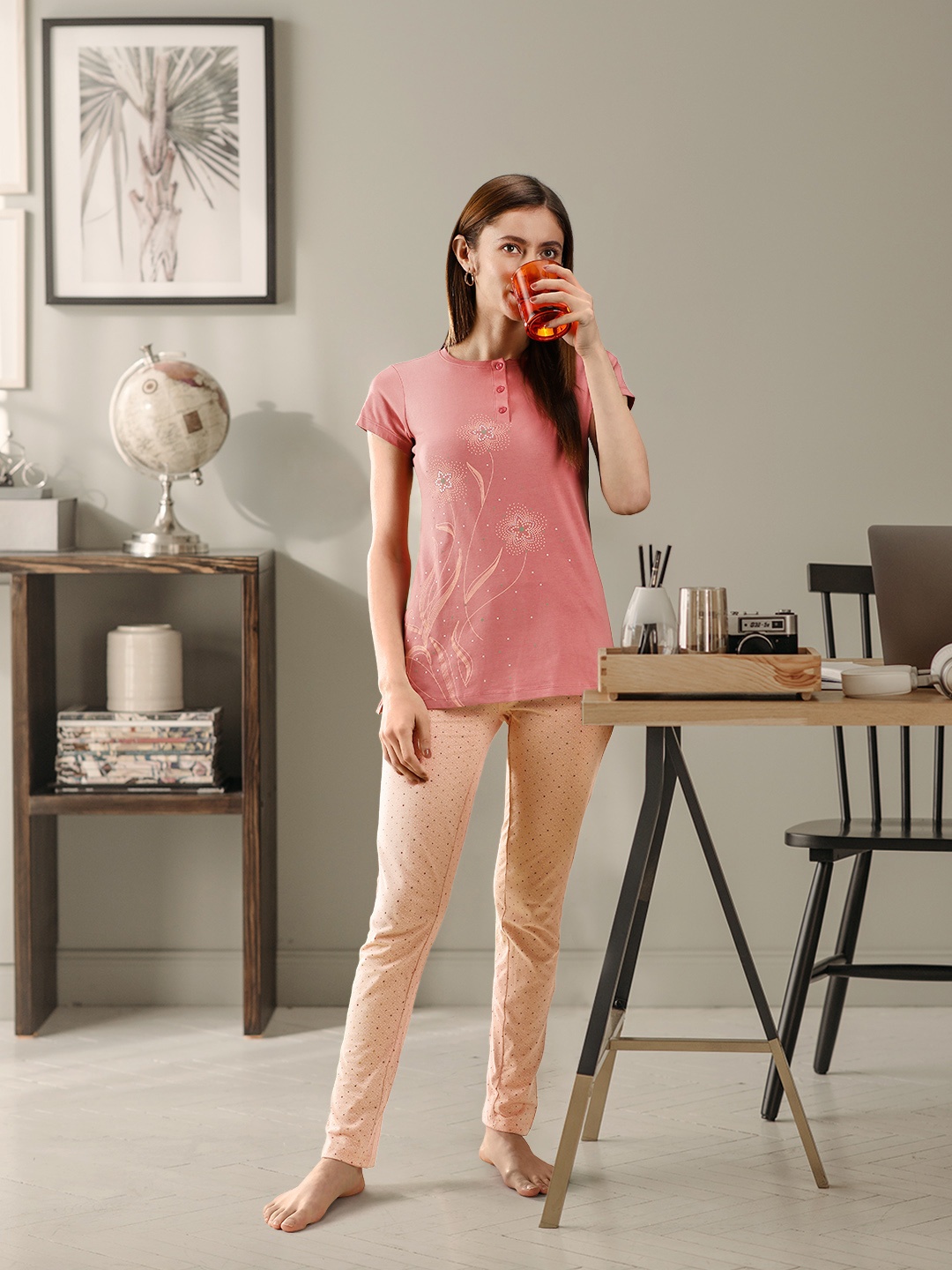 

Sweet Dreams Women Peach-Coloured Printed Night suit