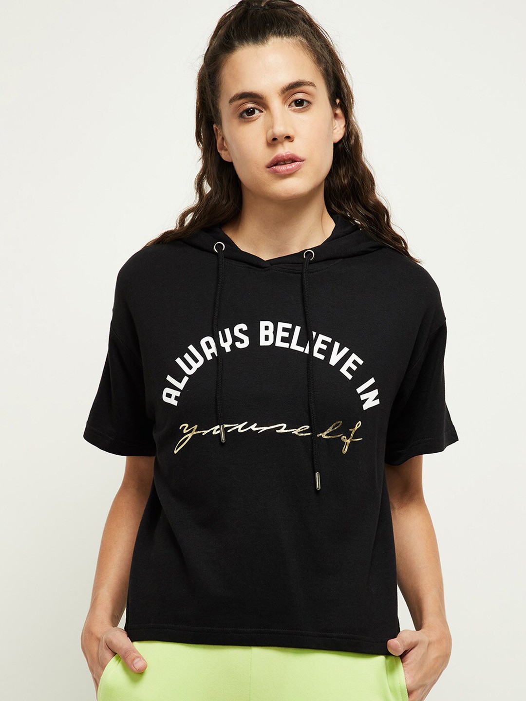 

max Women Black Printed T-shirt