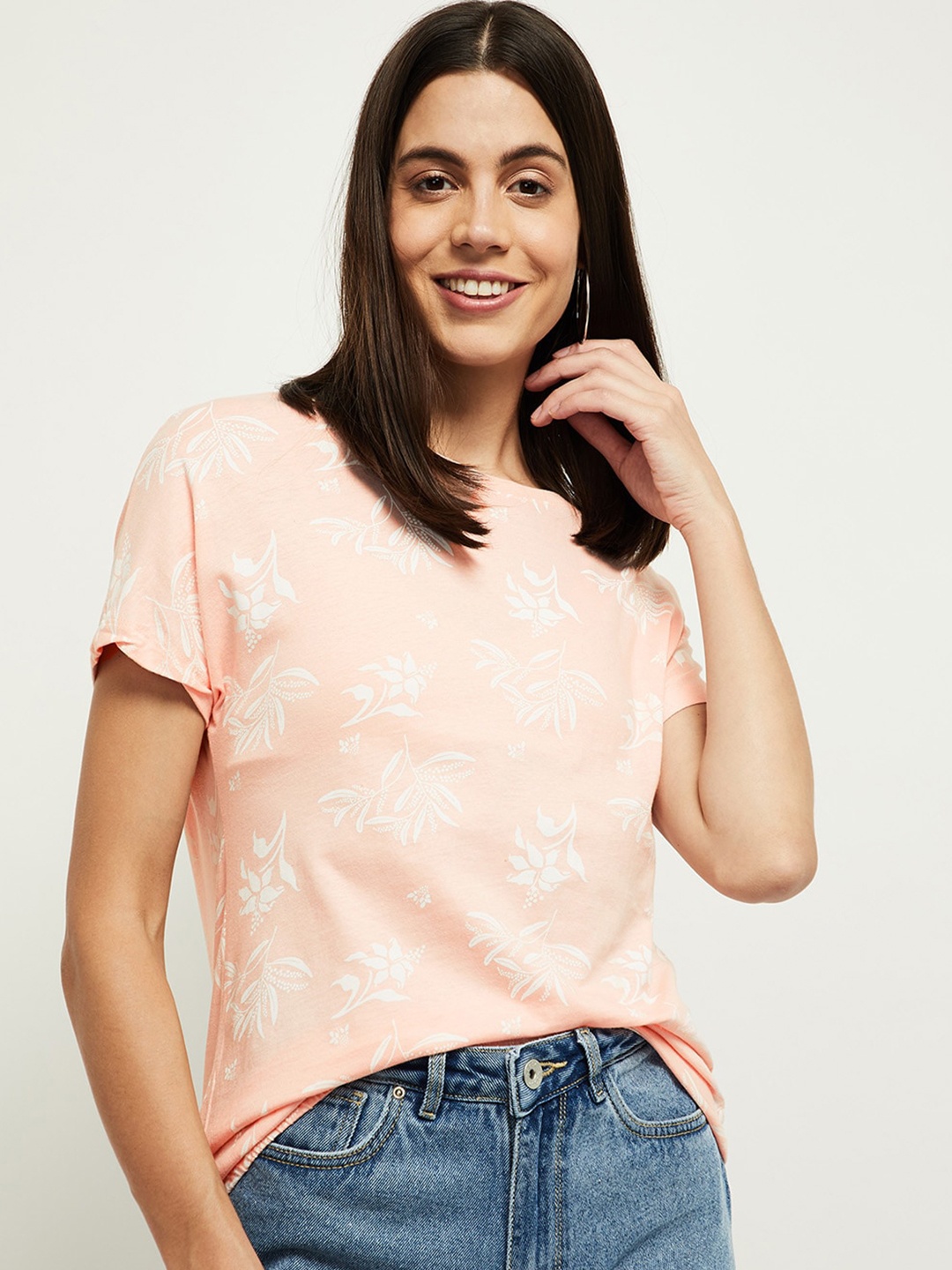 

max Women Peach-Coloured & White Floral Printed Pure Cotton T-shirt