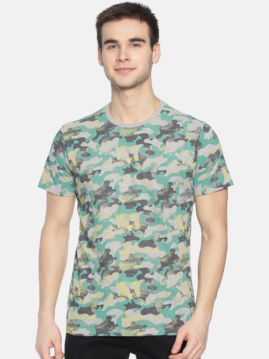 

Steenbok Men Grey & Green Camouflage Printed Cotton T-shirt