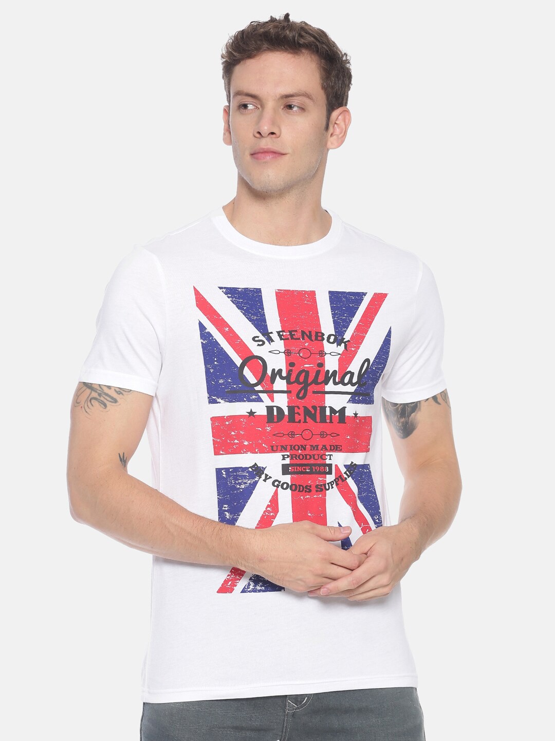 

Steenbok Men White & Blue Printed Pure Cotton T-shirt