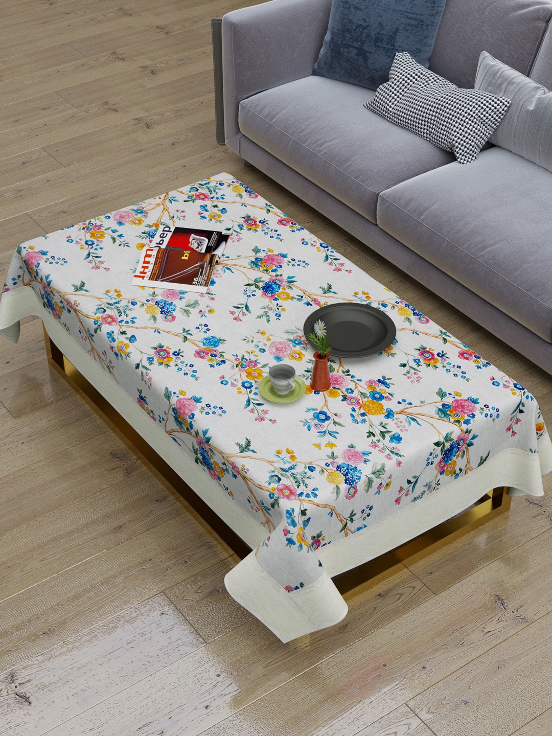 

Clasiko White & Blue Floral Printed 2-Seater Rectangle Table Cover