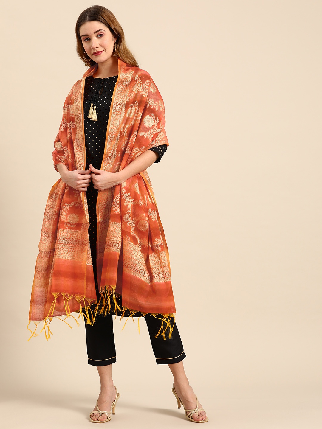 

Banarasi Style Peach-Coloured Woven Design Cotton Silk Dupatta with Zari