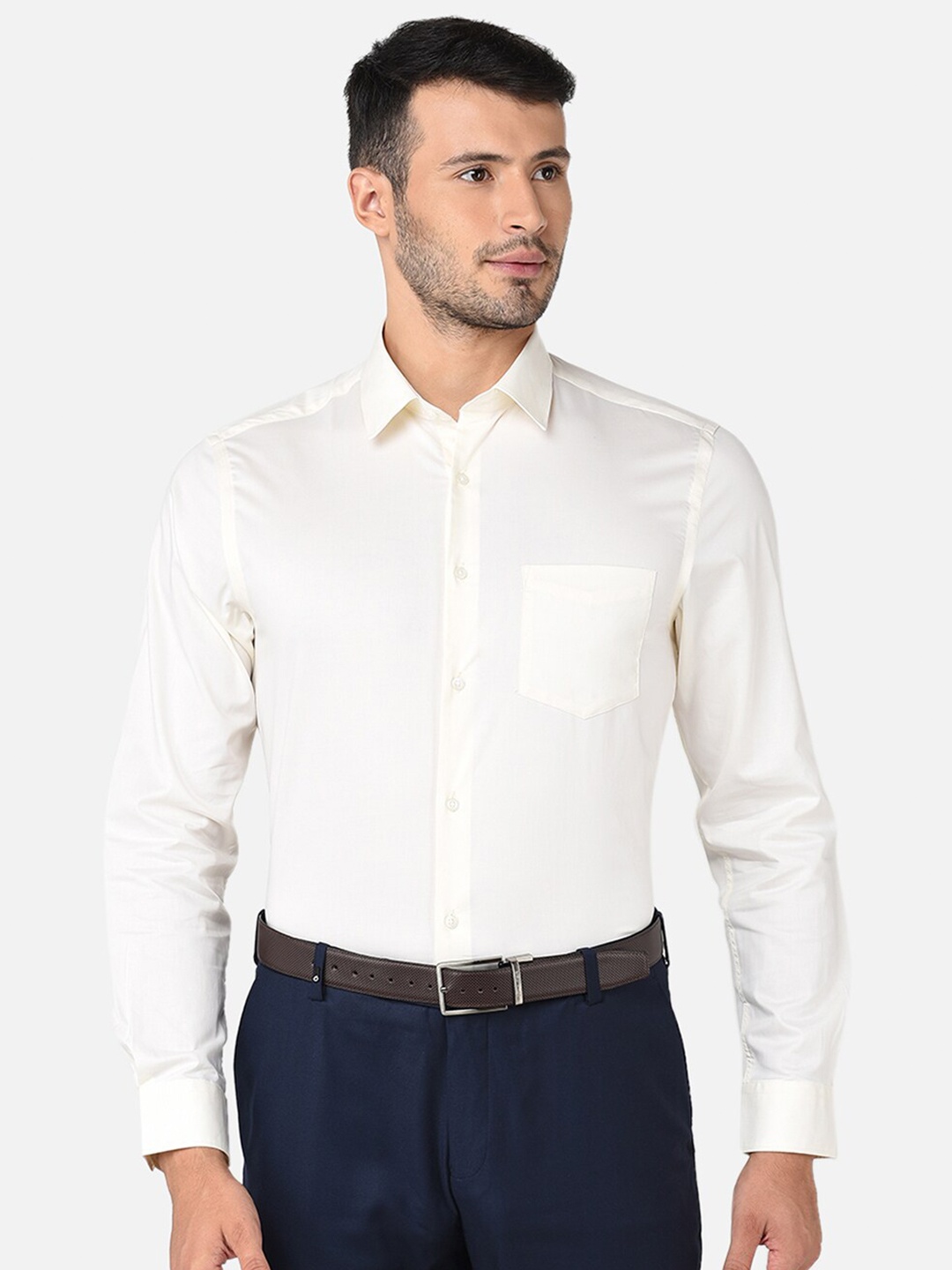 

J Hampstead Men Cream-Coloured Classic Formal Shirt