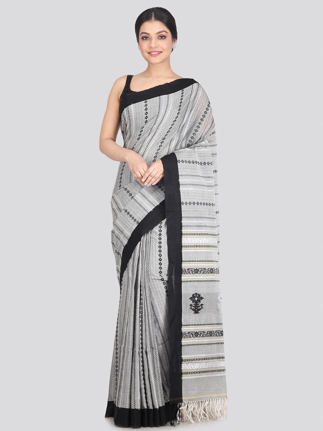 

PinkLoom Grey & Black Woven Design Pure Cotton Saree