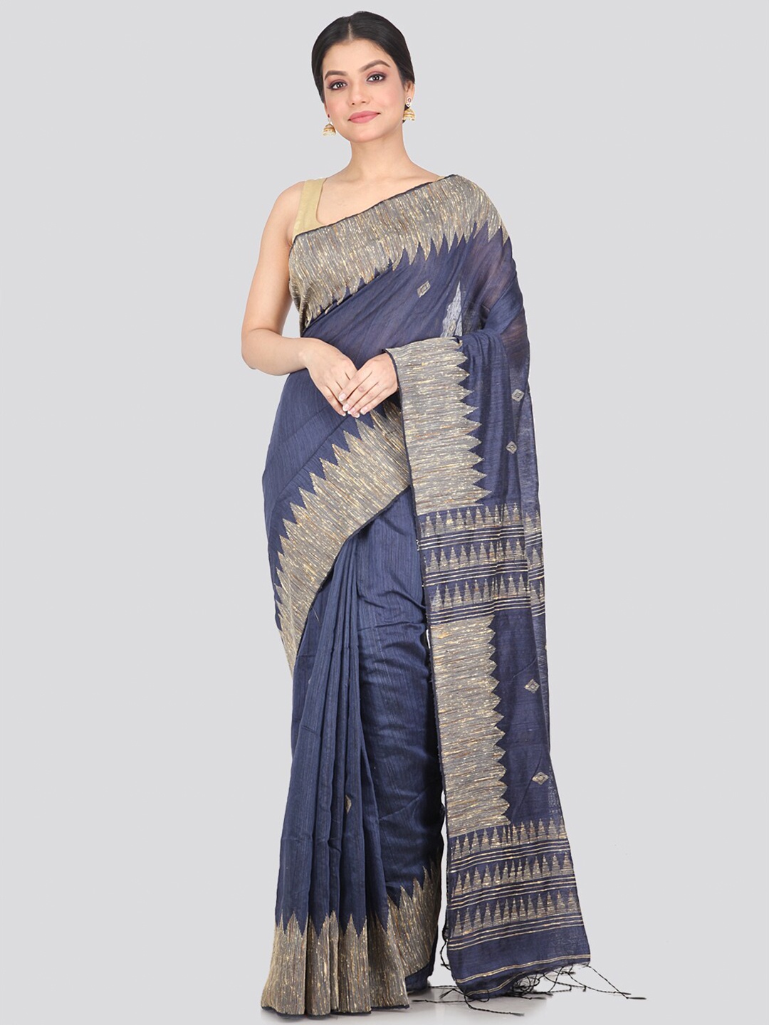 

PinkLoom Blue & Beige Woven Design Saree