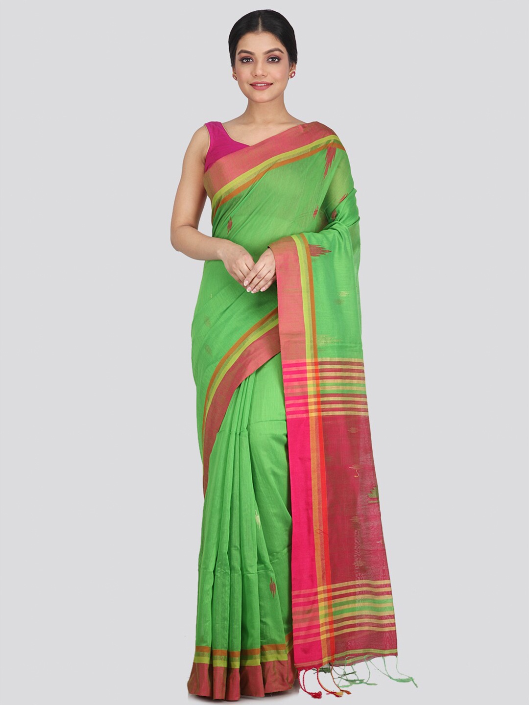 

PinkLoom Women Green & Magenta Cotton Blend Woven Design Saree