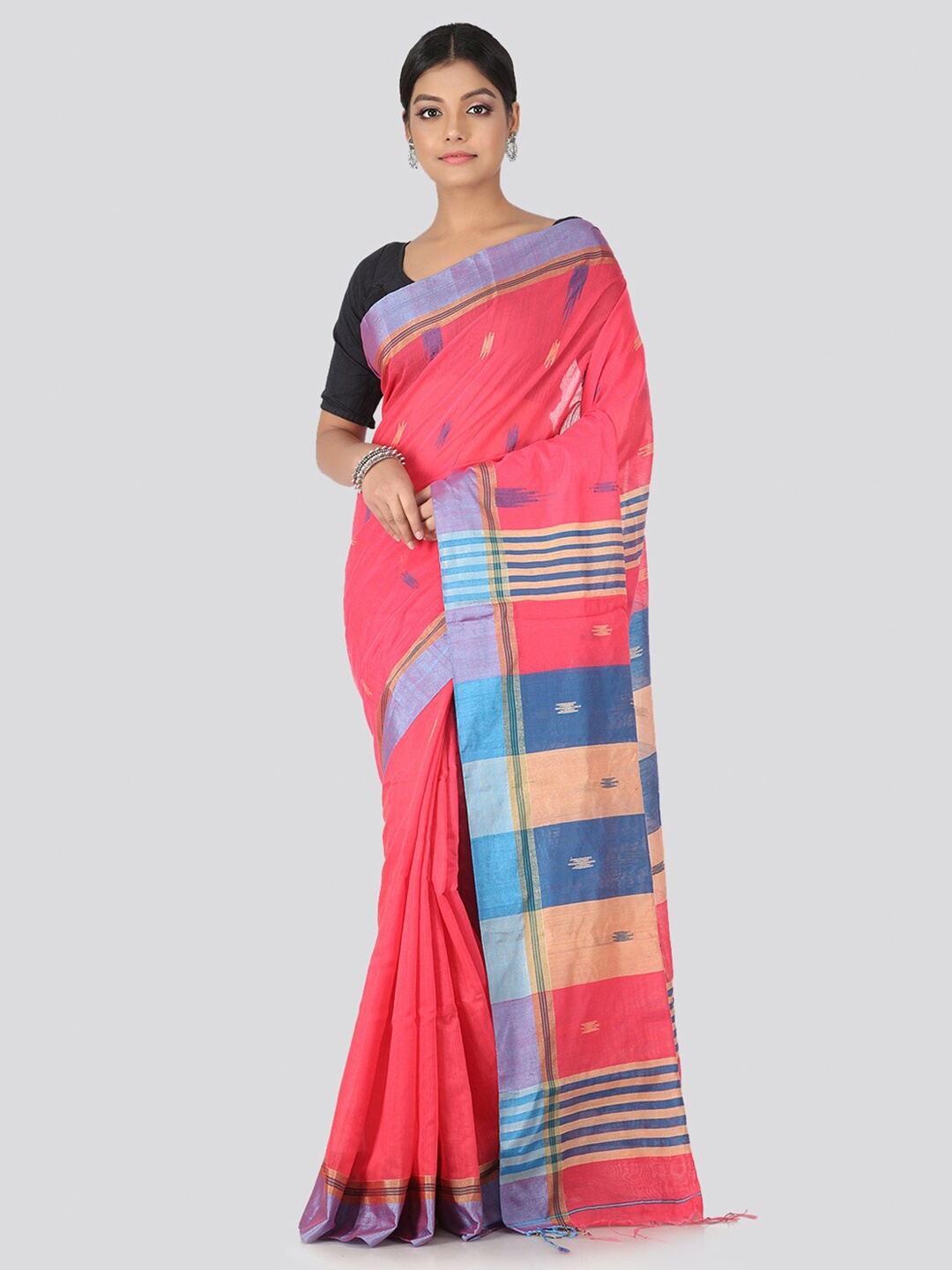 

PinkLoom Pink Woven Design Cotton Blend Saree