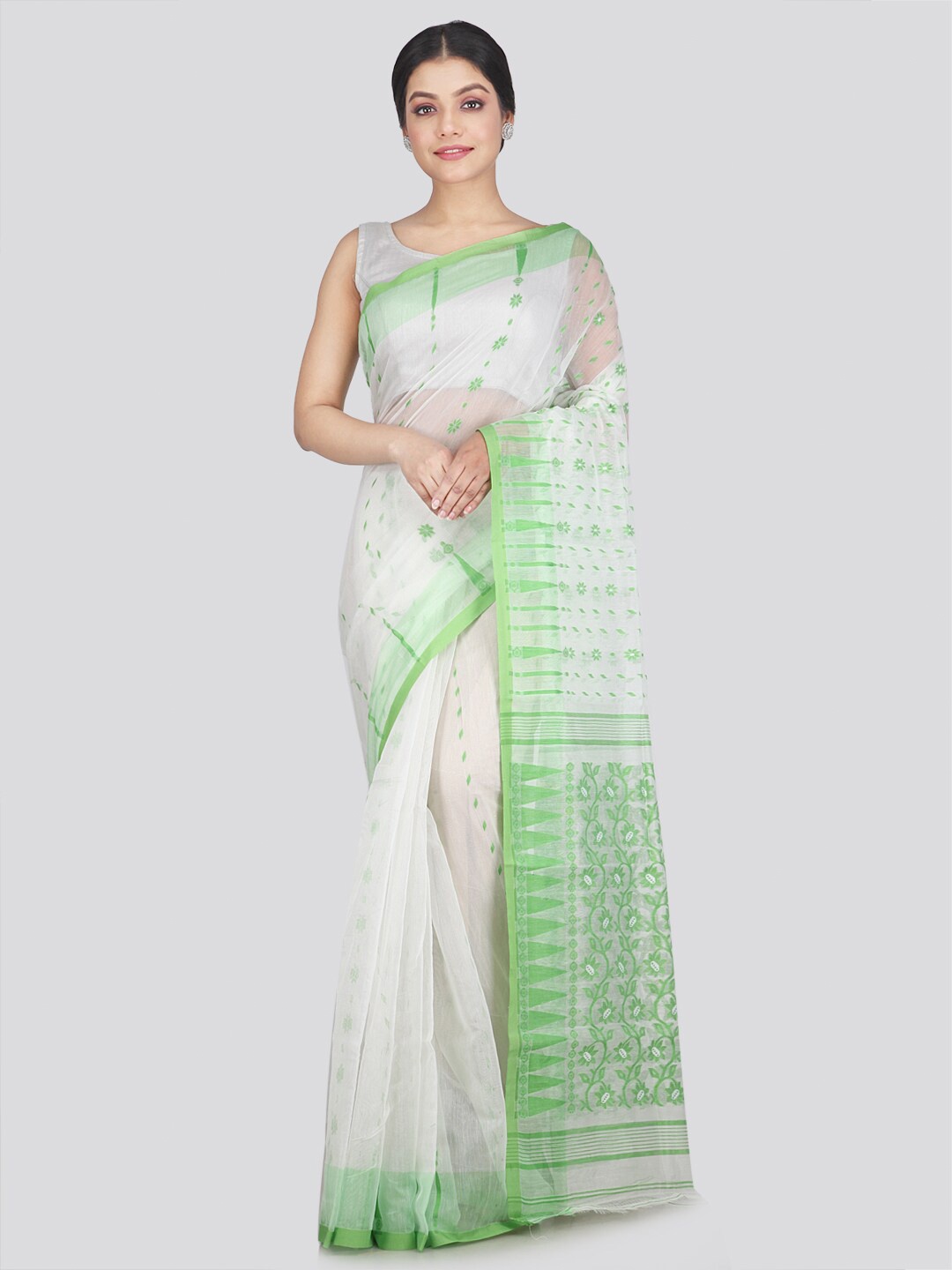 

PinkLoom White & Green Floral Pure Cotton Jamdani Saree