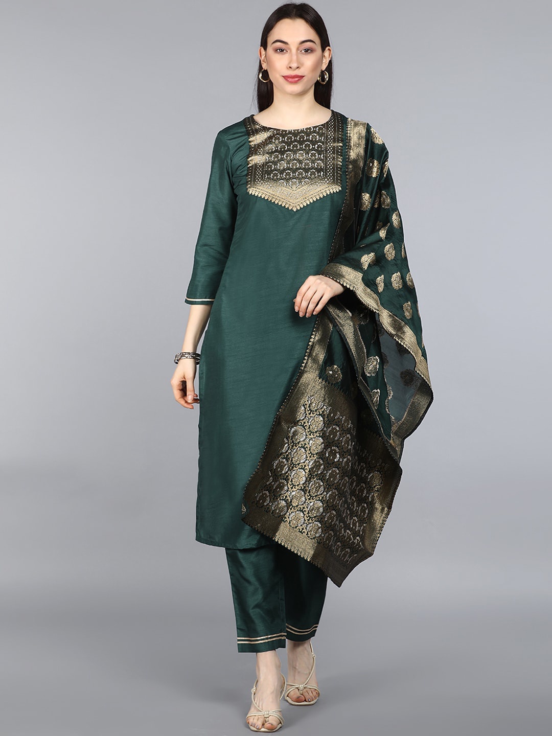 

AHIKA Women Green Ethnic Motifs Printed Panelled Kurta with Trousers & With Dupatta