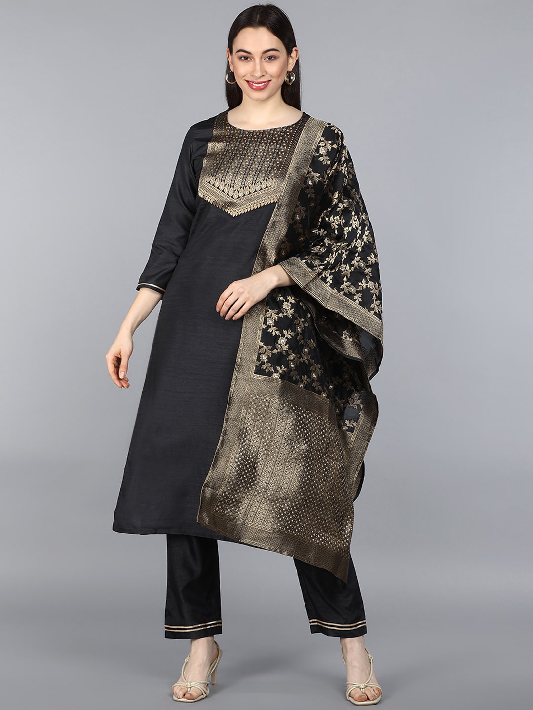 

AHIKA Women Black Yoke Design Kurta & Trousers With Dupatta