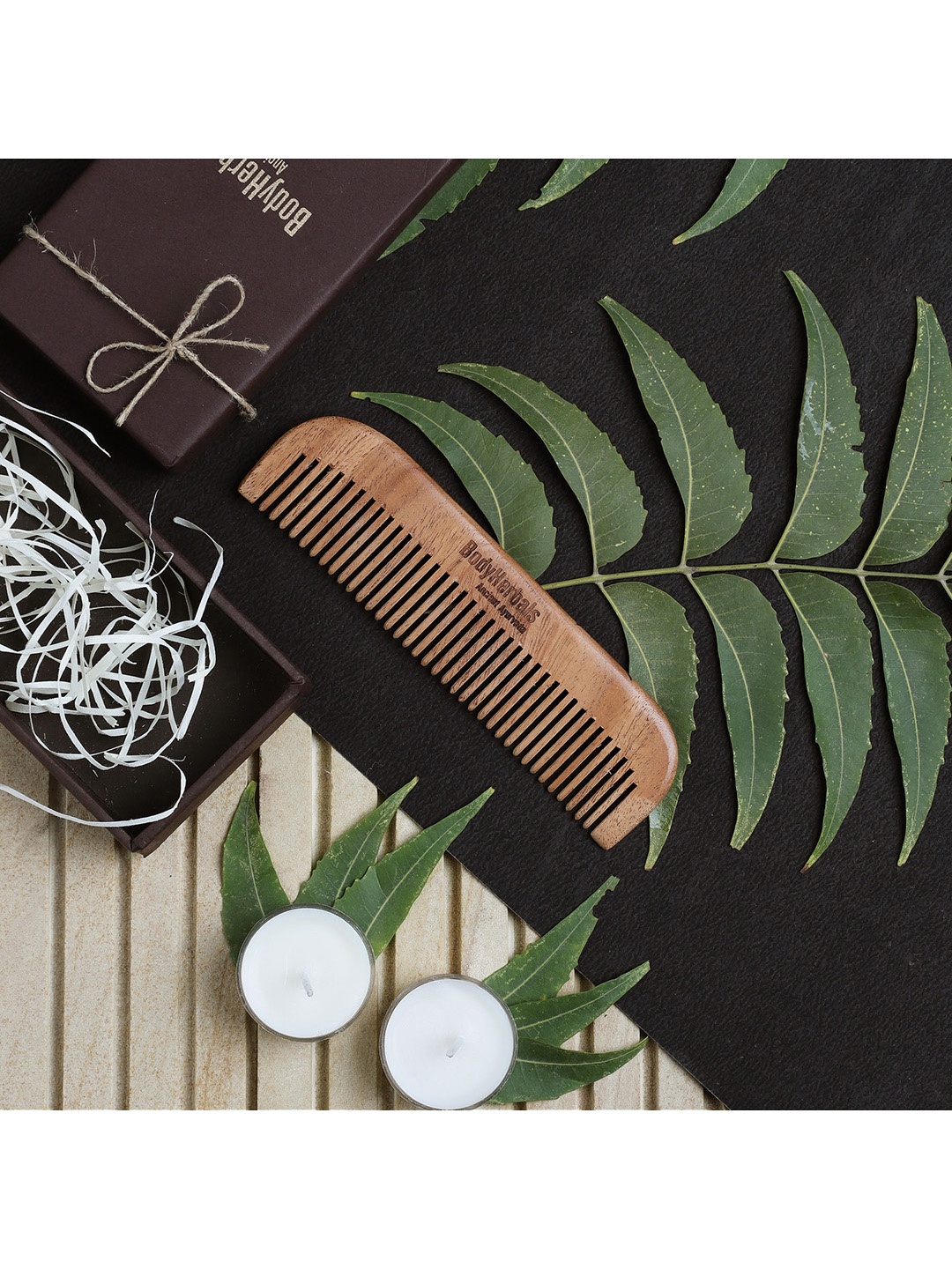 

BodyHerbals Brown Dressing Classic Comb, Anti Static