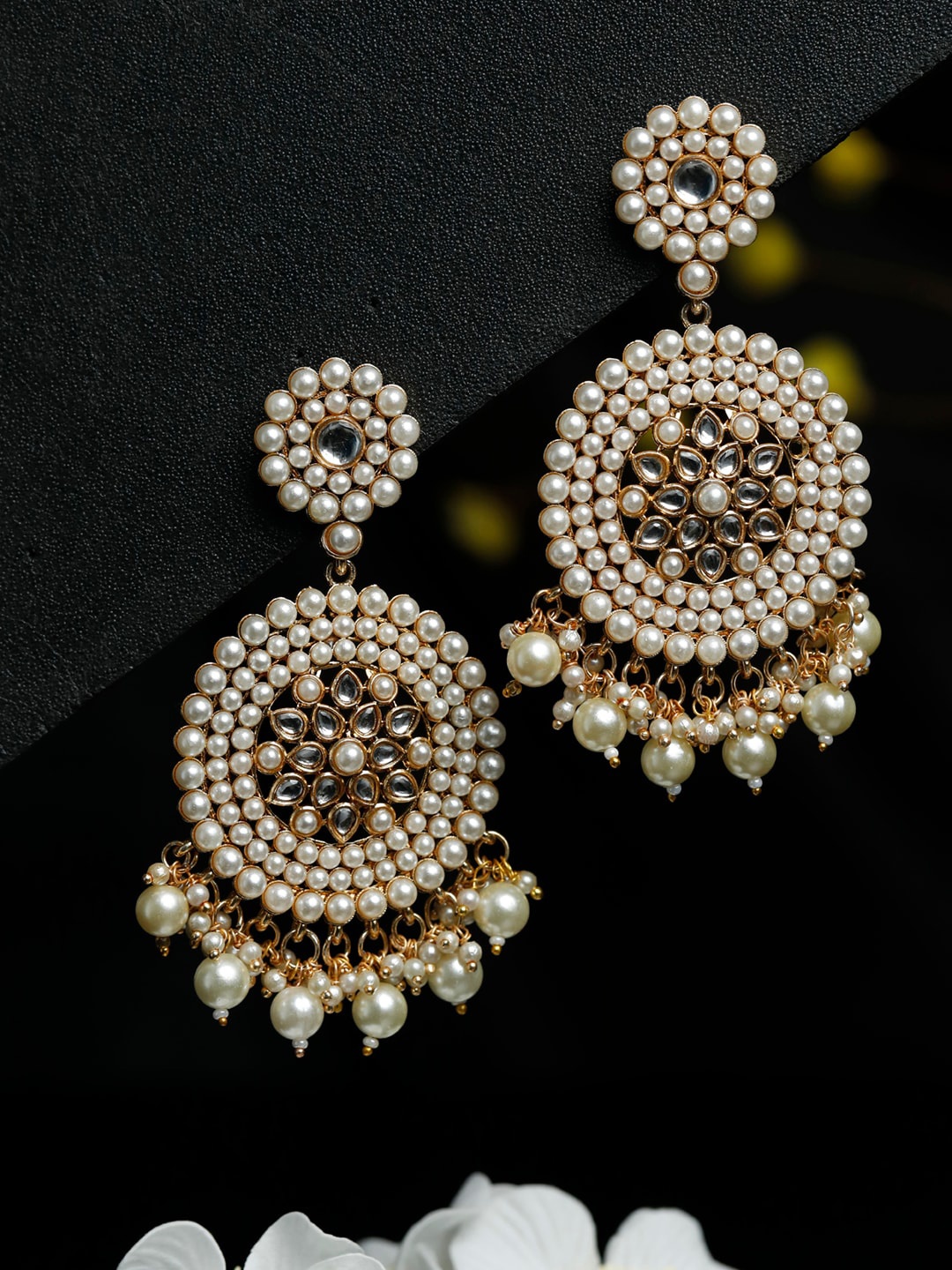 

Priyaasi Gold-Toned & White Floral Chandbalis Earrings