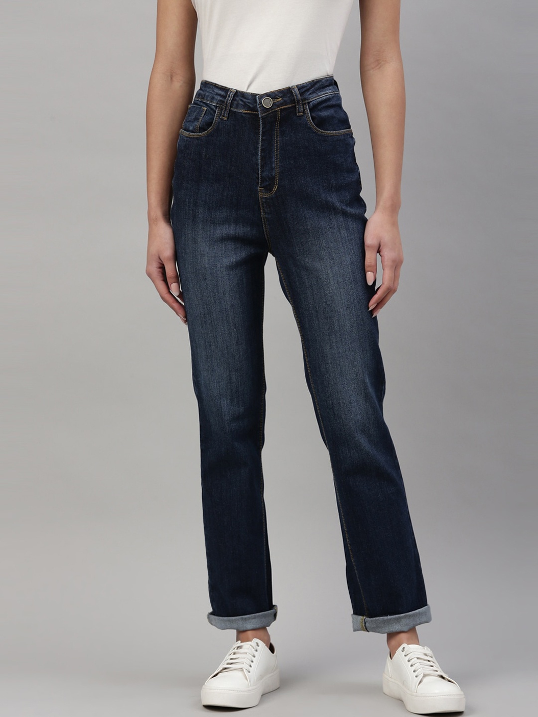 

ZHEIA Women Blue High-Rise Light Fade Stretchable Jeans