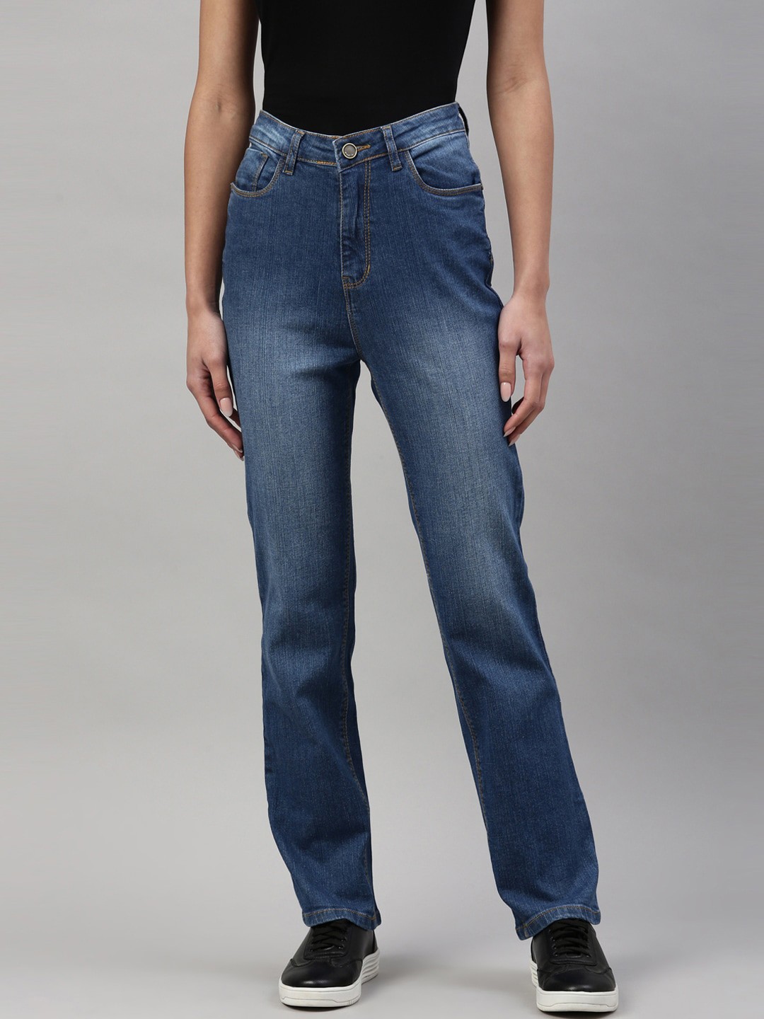 

ZHEIA Women Blue High-Rise Light Fade Stretchable Jeans