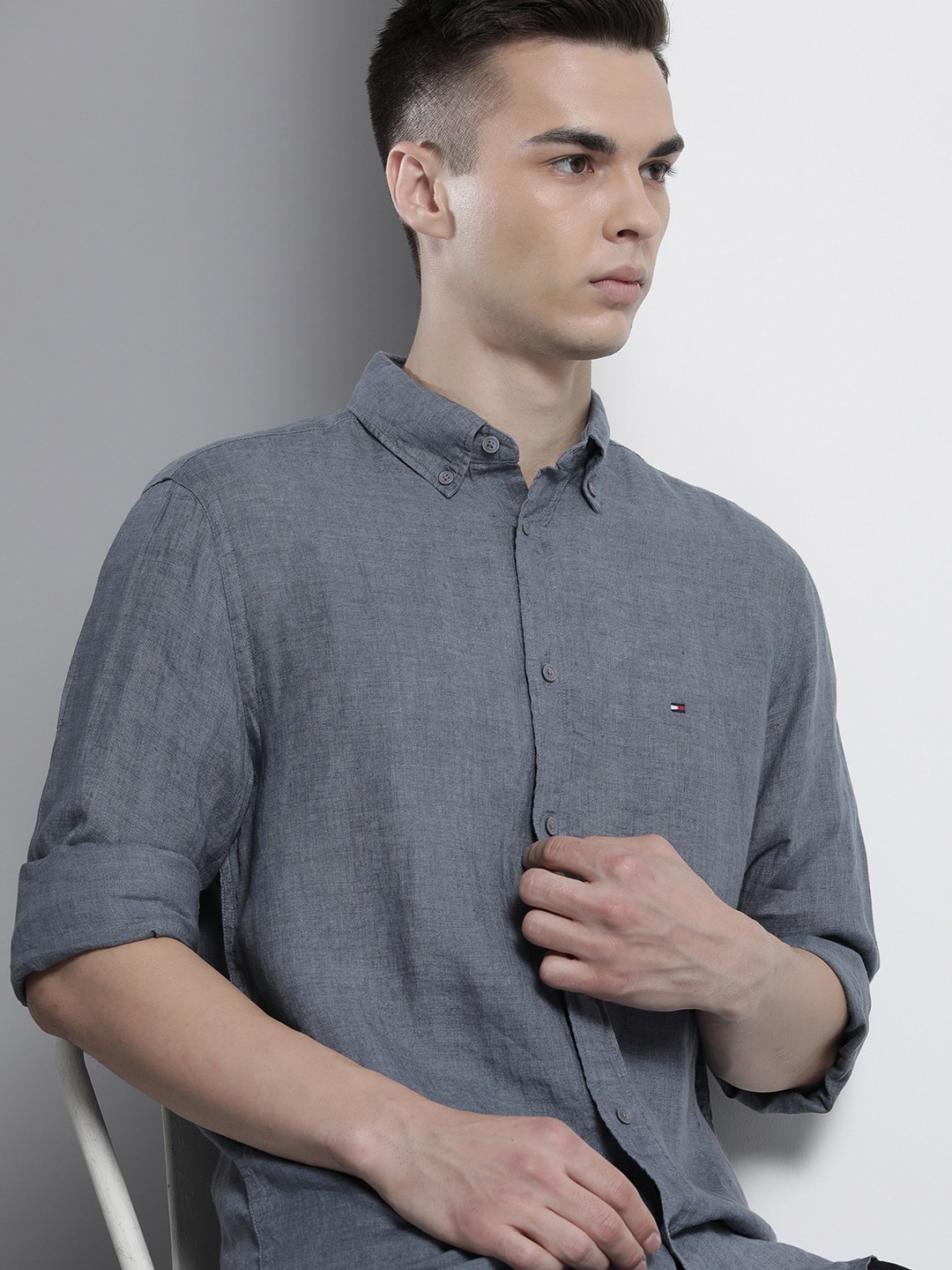 

Tommy Hilfiger Men Pure Linen Casual Shirt, Navy blue