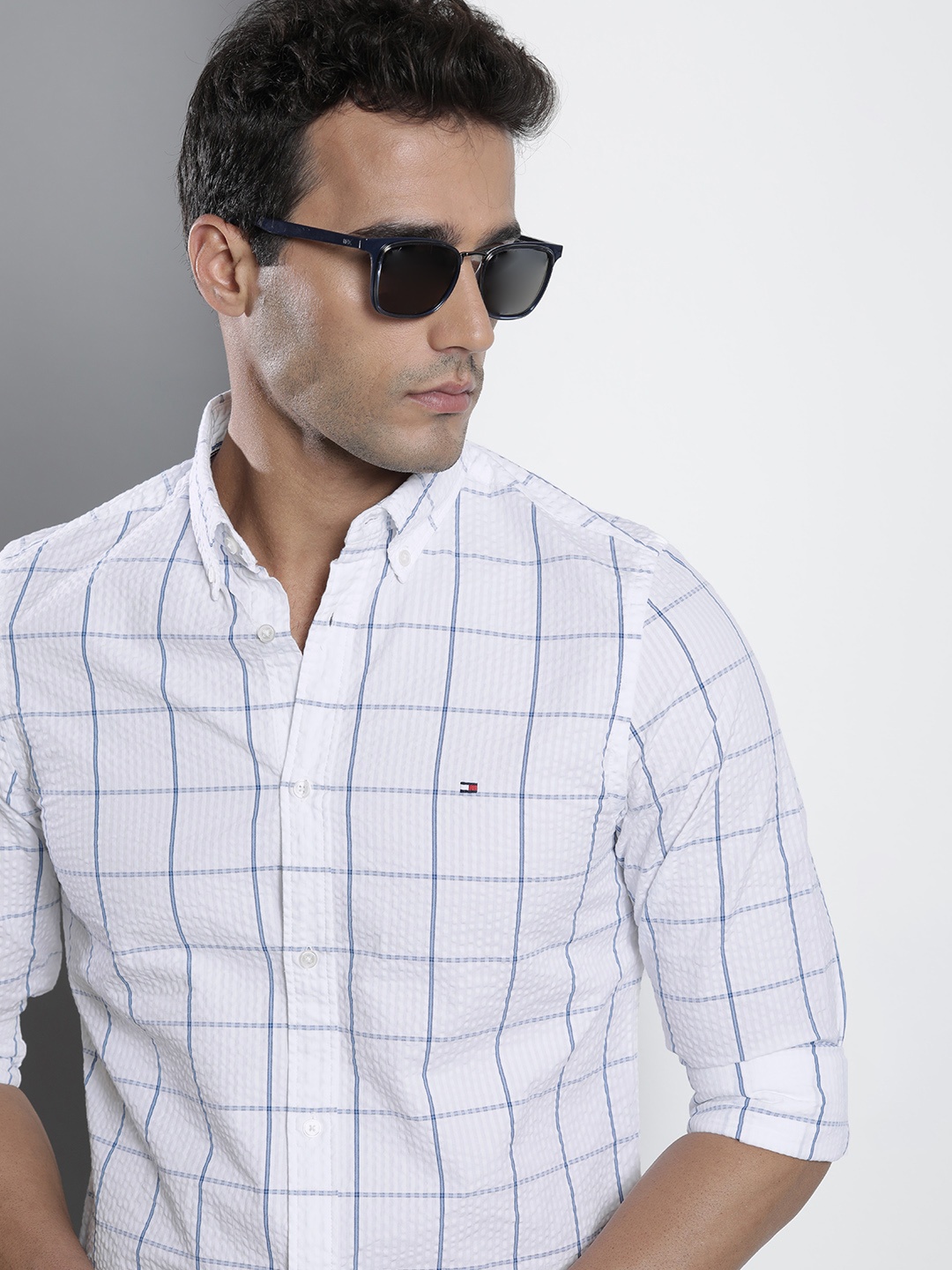 

Tommy Hilfiger Men White Slim Fit Checked Pure Cotton Casual Shirt