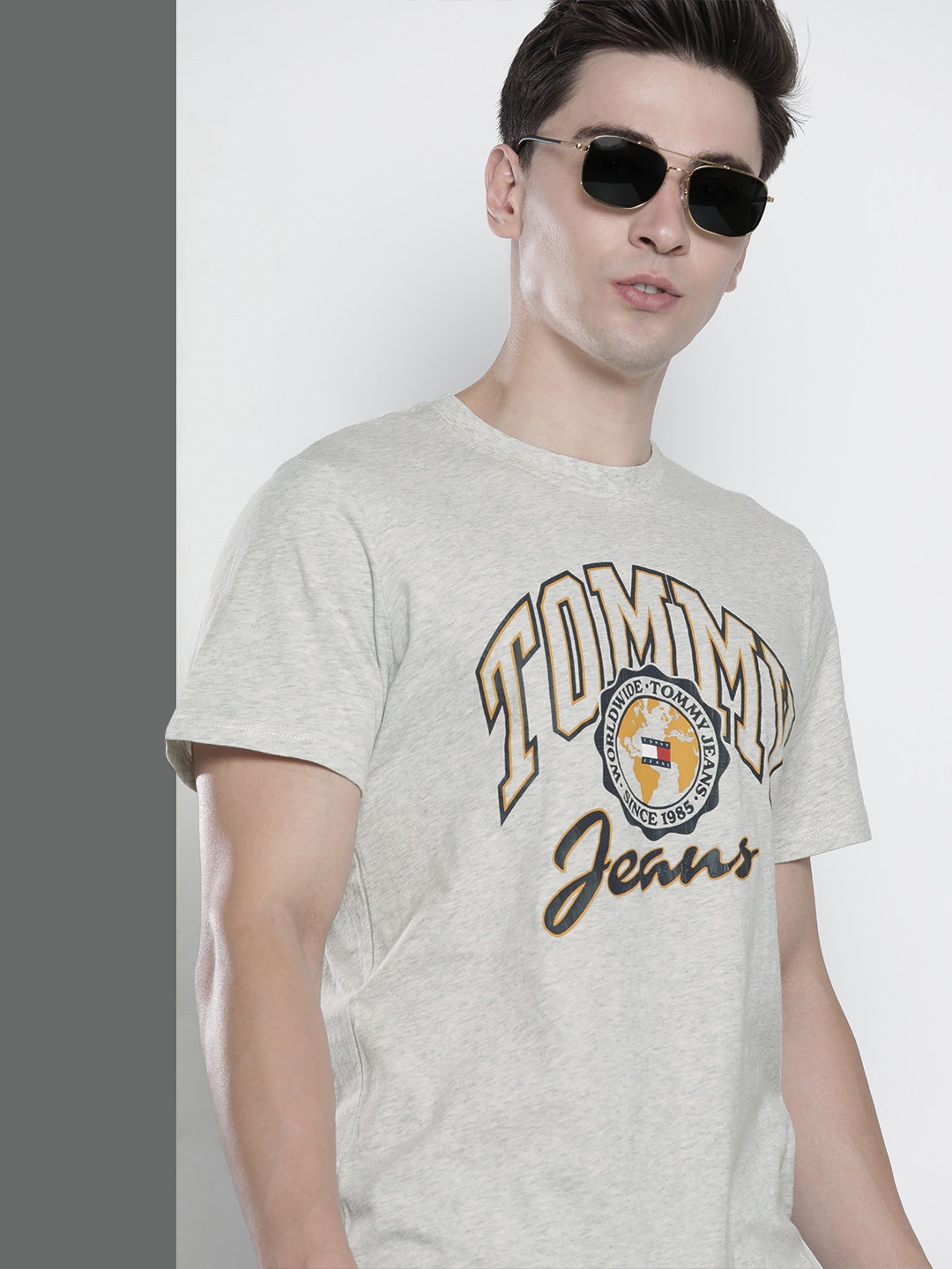 

Tommy Hilfiger Men Grey Melange Brand Logo Print Round Neck Organic Cotton T-shirt