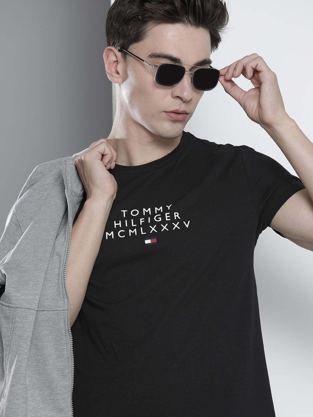 

Tommy Hilfiger Men Black Brand Logo Printed Organic Cotton T-shirt