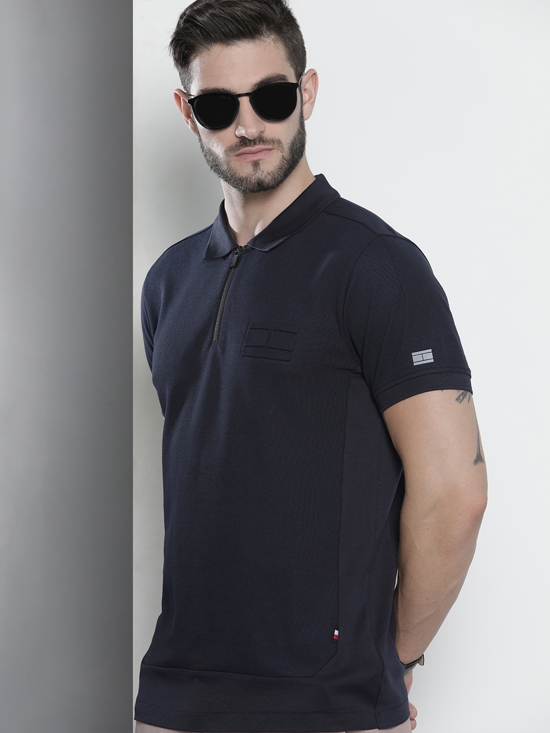 

Tommy Hilfiger Men Navy Blue Polo Collar Casual T-shirt