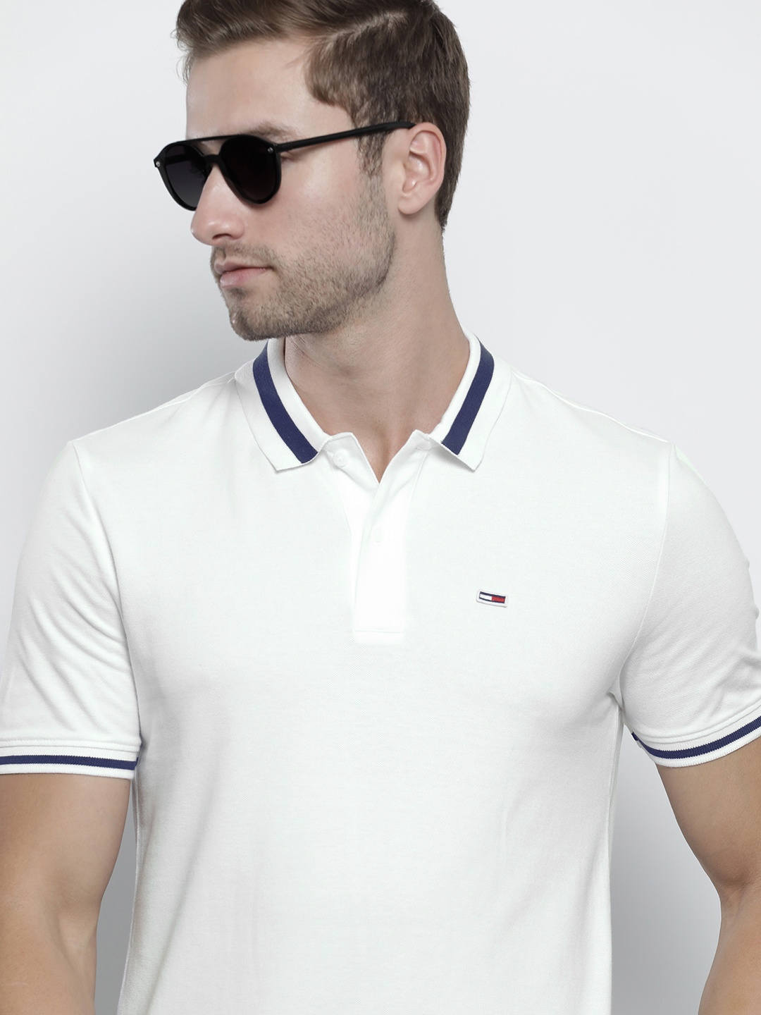 

Tommy Hilfiger Men White Solid Polo Collar TJM Reg Tipped Stretchable T-shirt