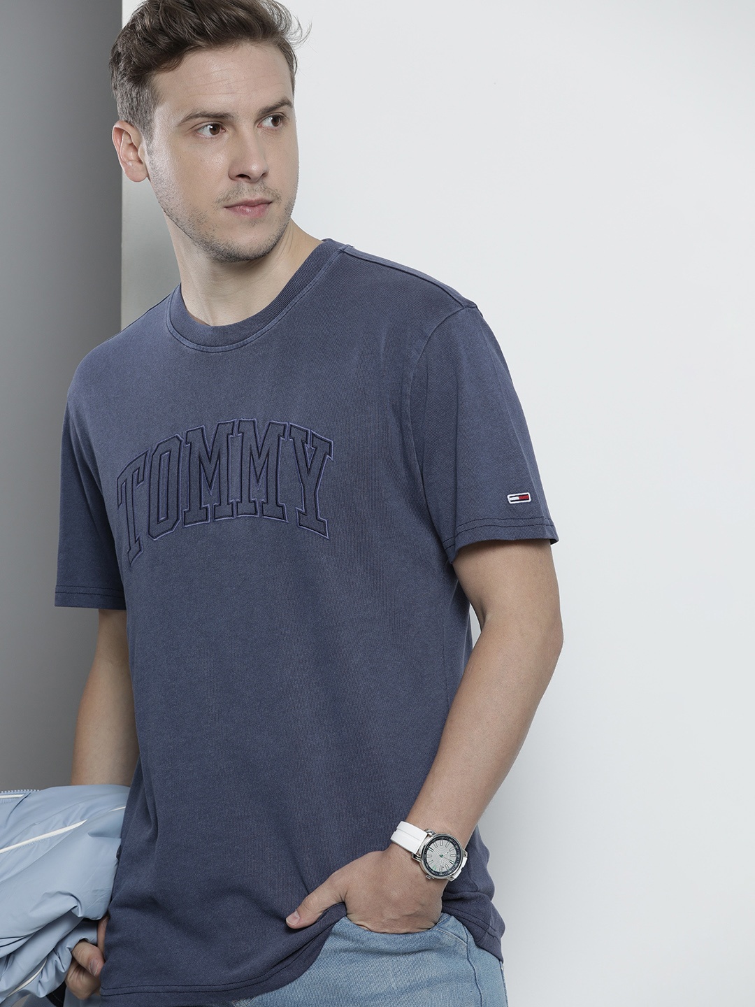

Tommy Hilfiger Men Navy Blue Brand Logo Organic Cotton T-shirt