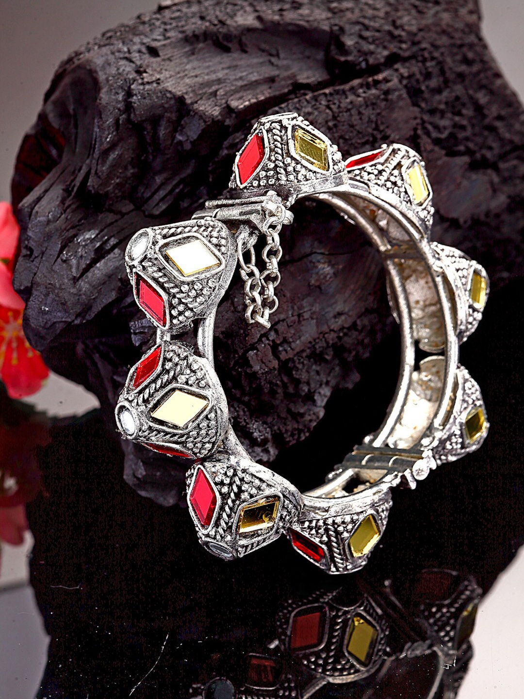 

Moedbuille Women Silver-Toned & Red Brass Crystals Mirror Silver-Plated Cuff Bracelet