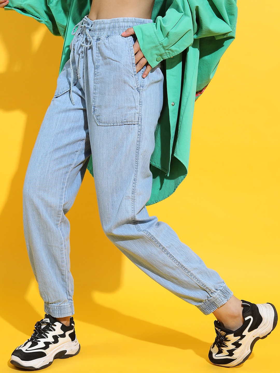 

Tokyo Talkies Women Blue Jogger Jeans
