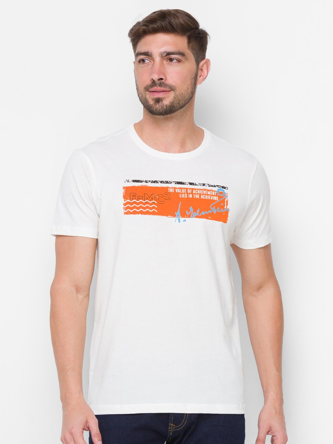 

SPYKAR Men Off White Typography Printed Slim Fit Cotton T-shirt