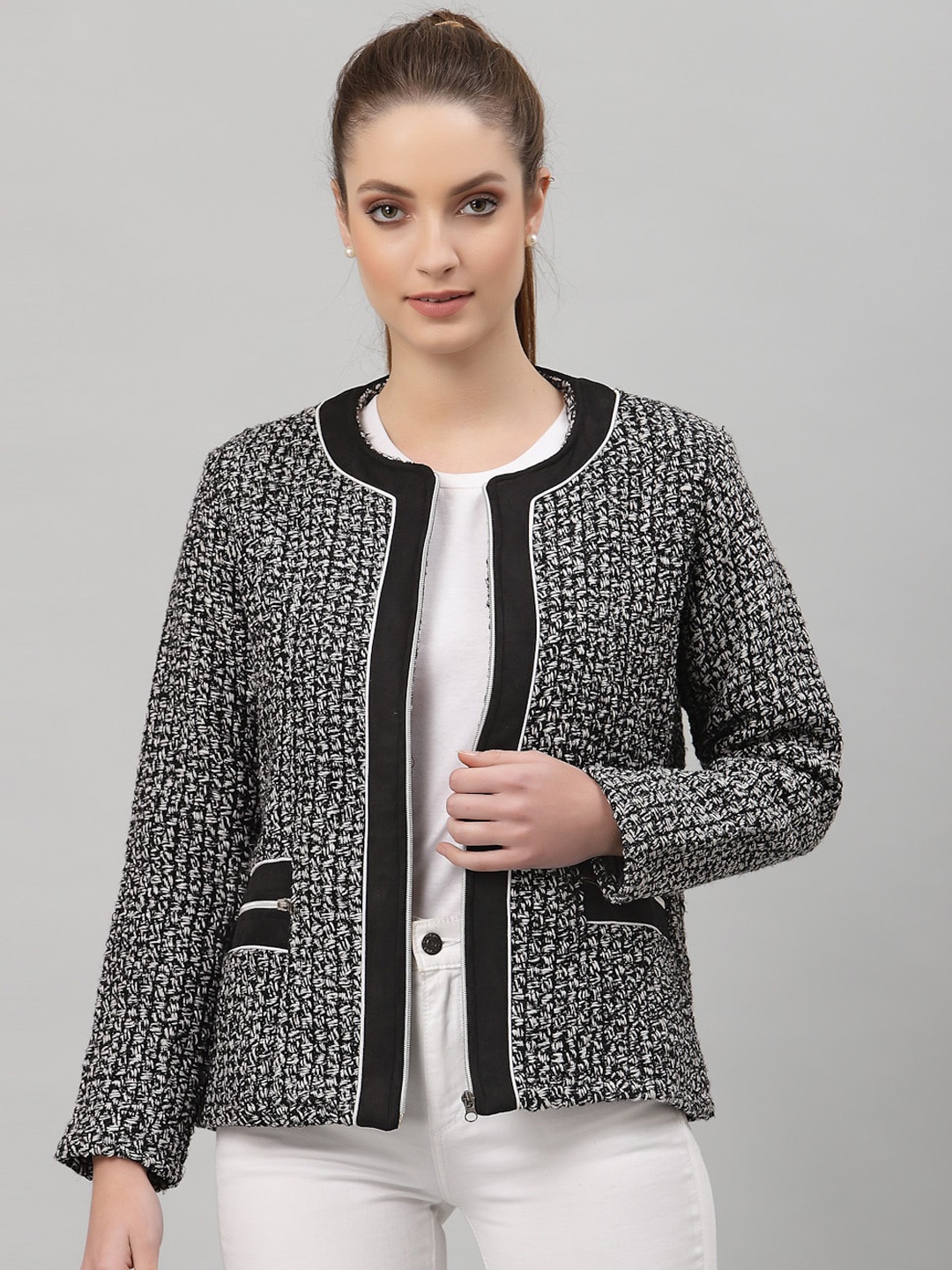 

armure Women Black Lightweight Crop Outdoor Tailored Jacket