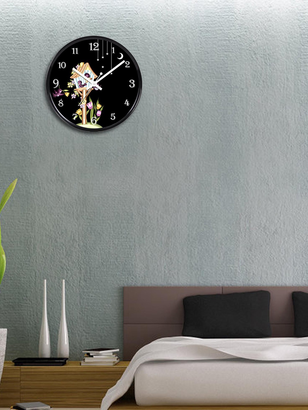 

RANDOM Black Printed Dial 27.94 cm Analogue Wall Clock