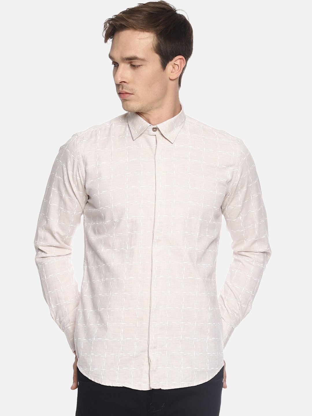 

COUPER & COLL Men Cream-Coloured Premium Slim Fit Pure Cotton Checked Casual Shirt