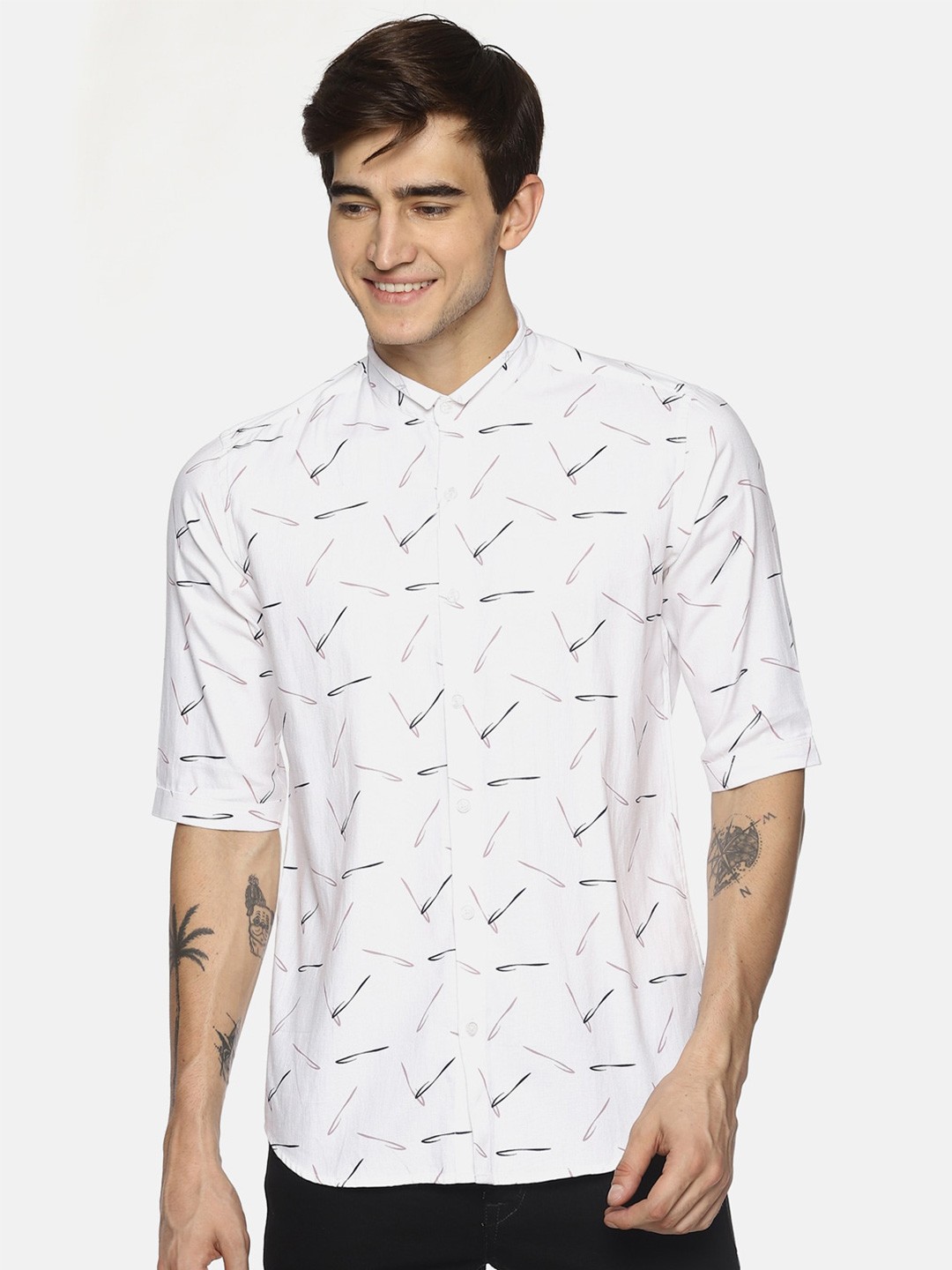 

COUPER & COLL Men White & Black Premium Slim Fit Printed Pure Cotton Casual Shirt