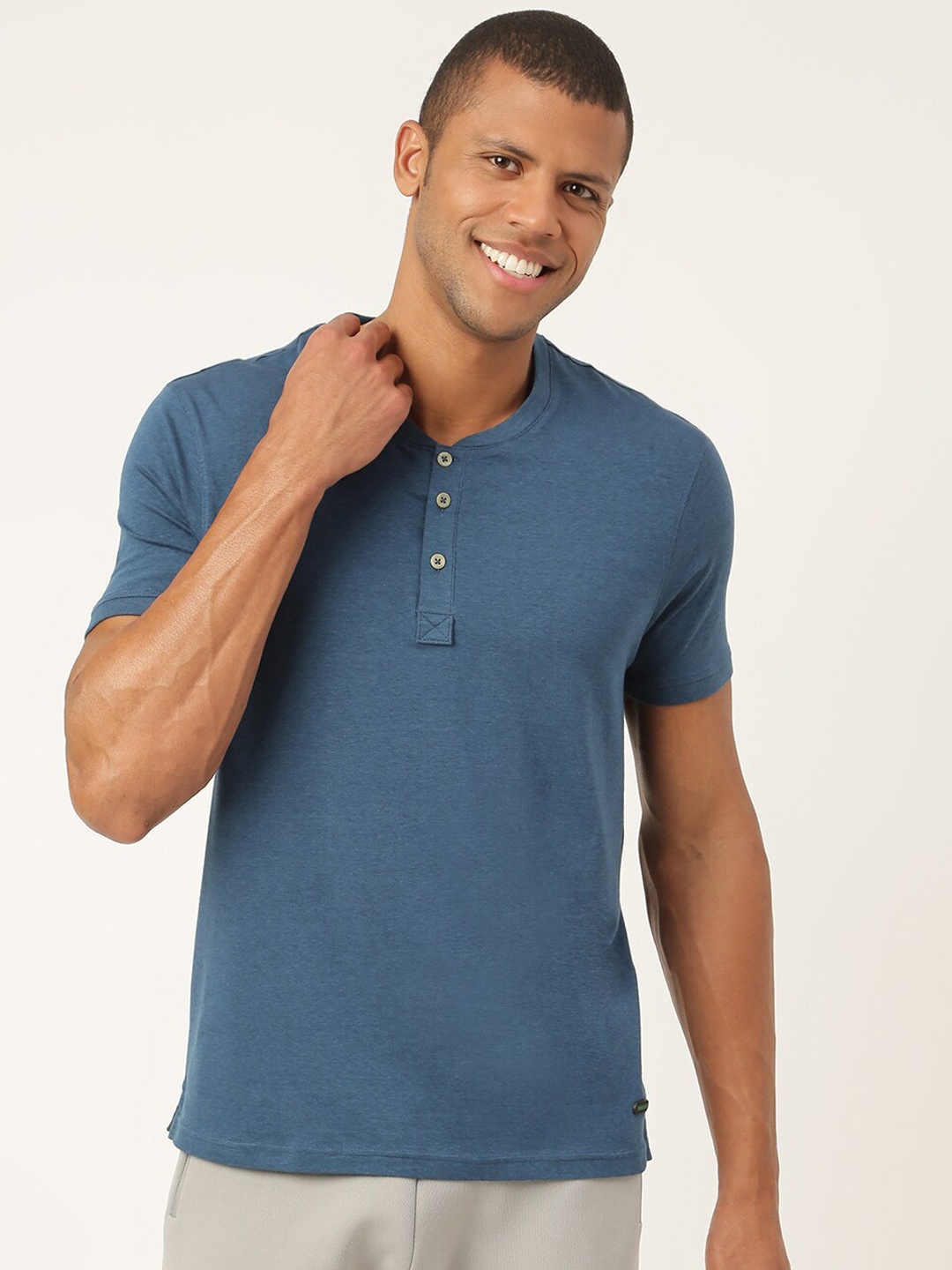 

FREECULTR Men Blue Solid BreatheTech Cotton T-shirt