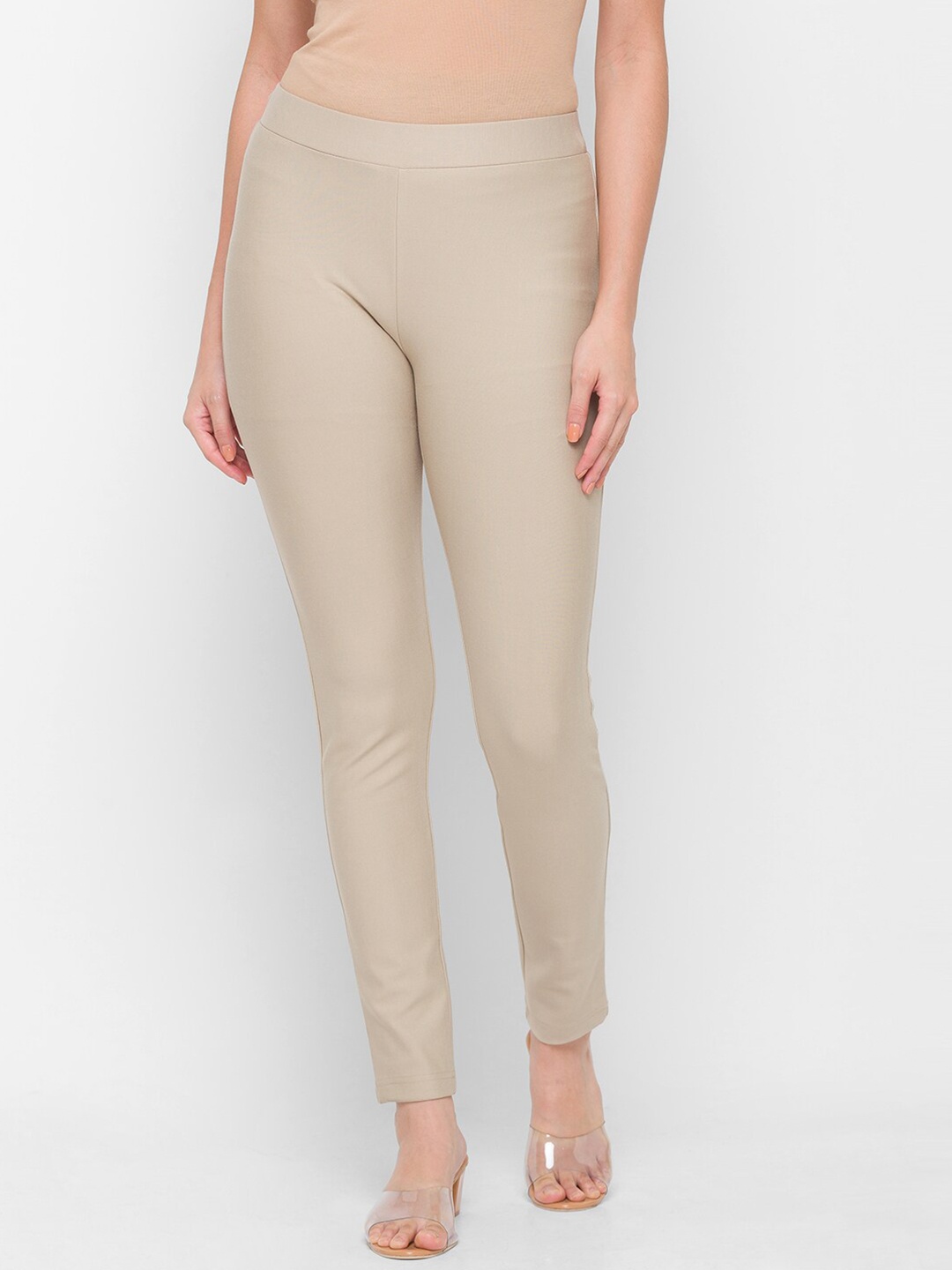 

Globus Women Beige Solid Treggings