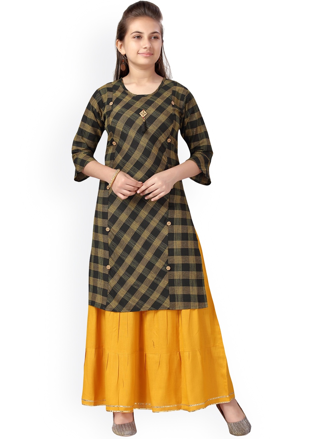 

Aarika Girls Black & Yellow Printed Pure Cotton Kurta with Skirt