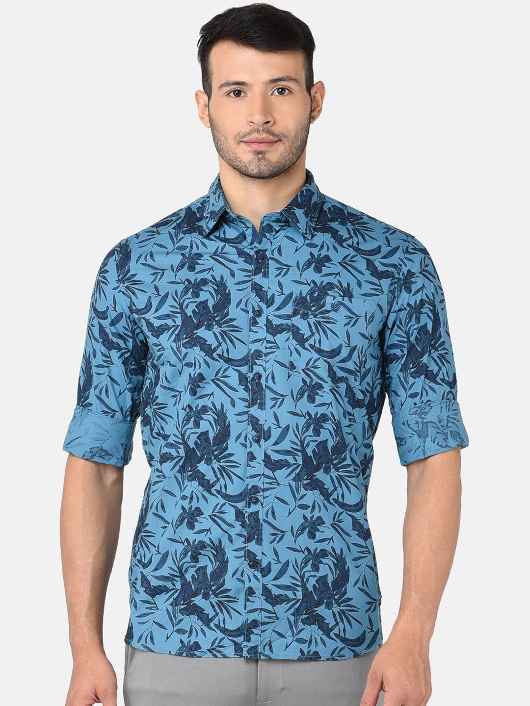

J Hampstead Men Blue Classic Slim Fit Floral Printed Casual Shirt
