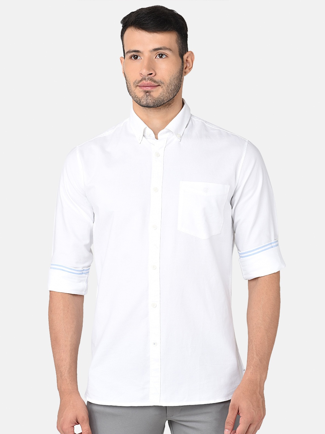 

J Hampstead Men White Classic Slim Fit Cotton Casual Shirt