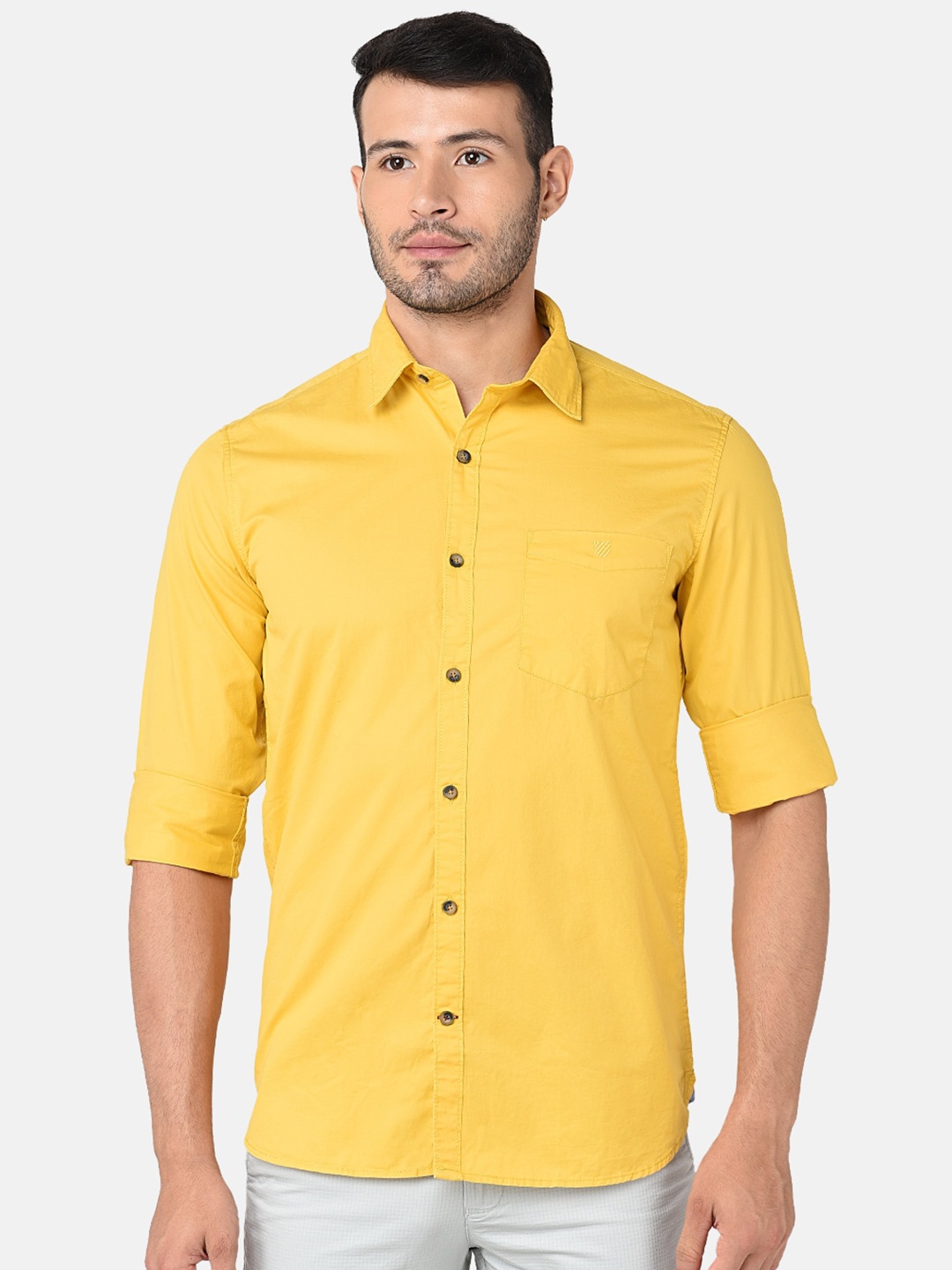 

J Hampstead Men Yellow Solid Classic Slim Fit Casual Shirt