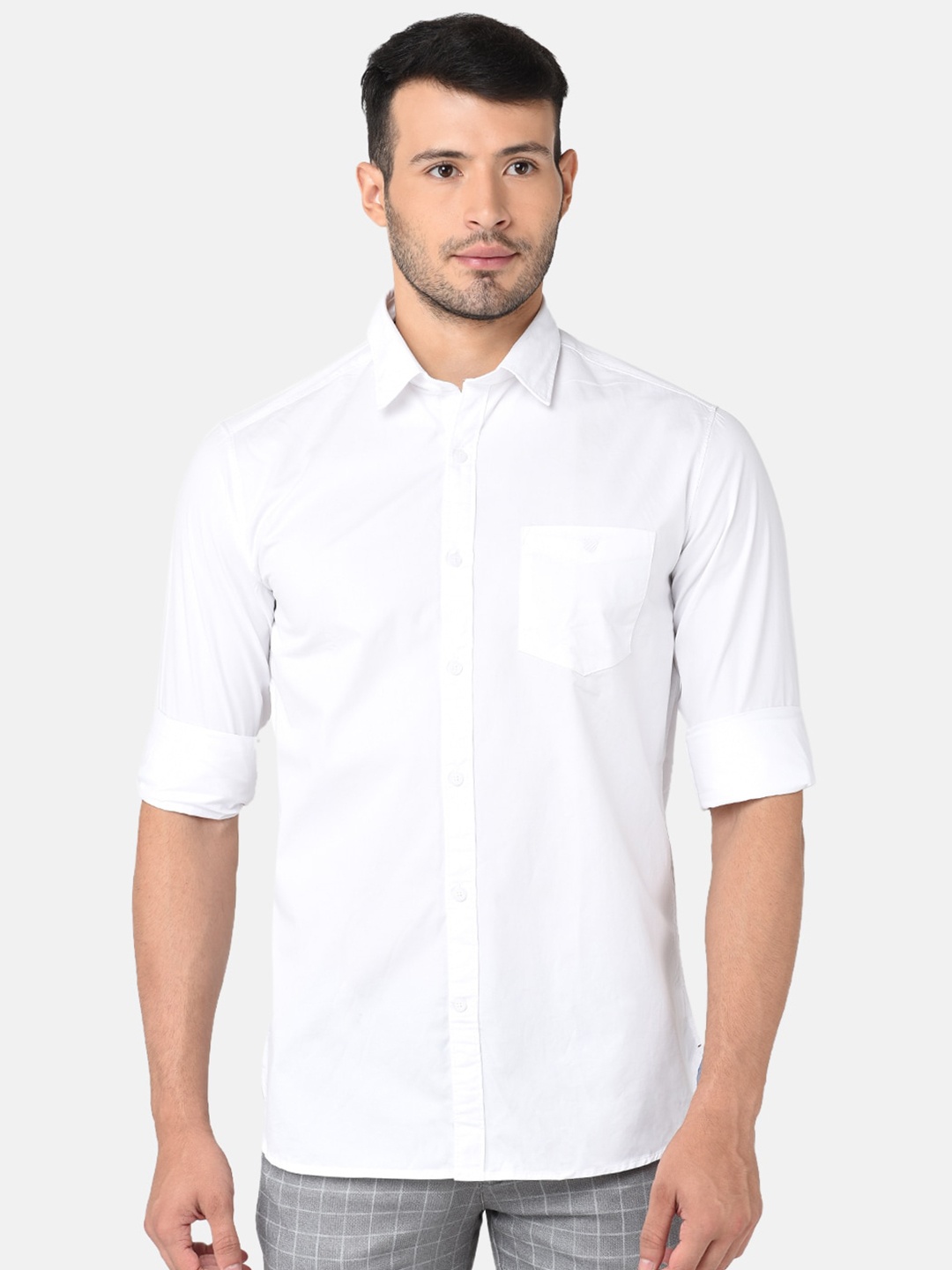 

J Hampstead Men White Classic Slim Fit Casual Shirt
