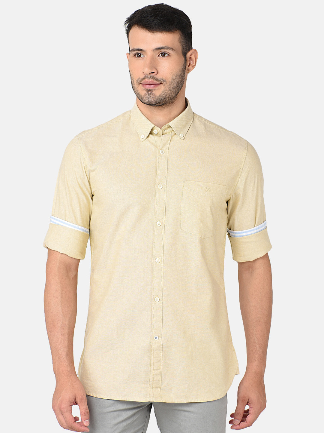 

J Hampstead Men Beige Classic Slim Fit Cotton Casual Shirt