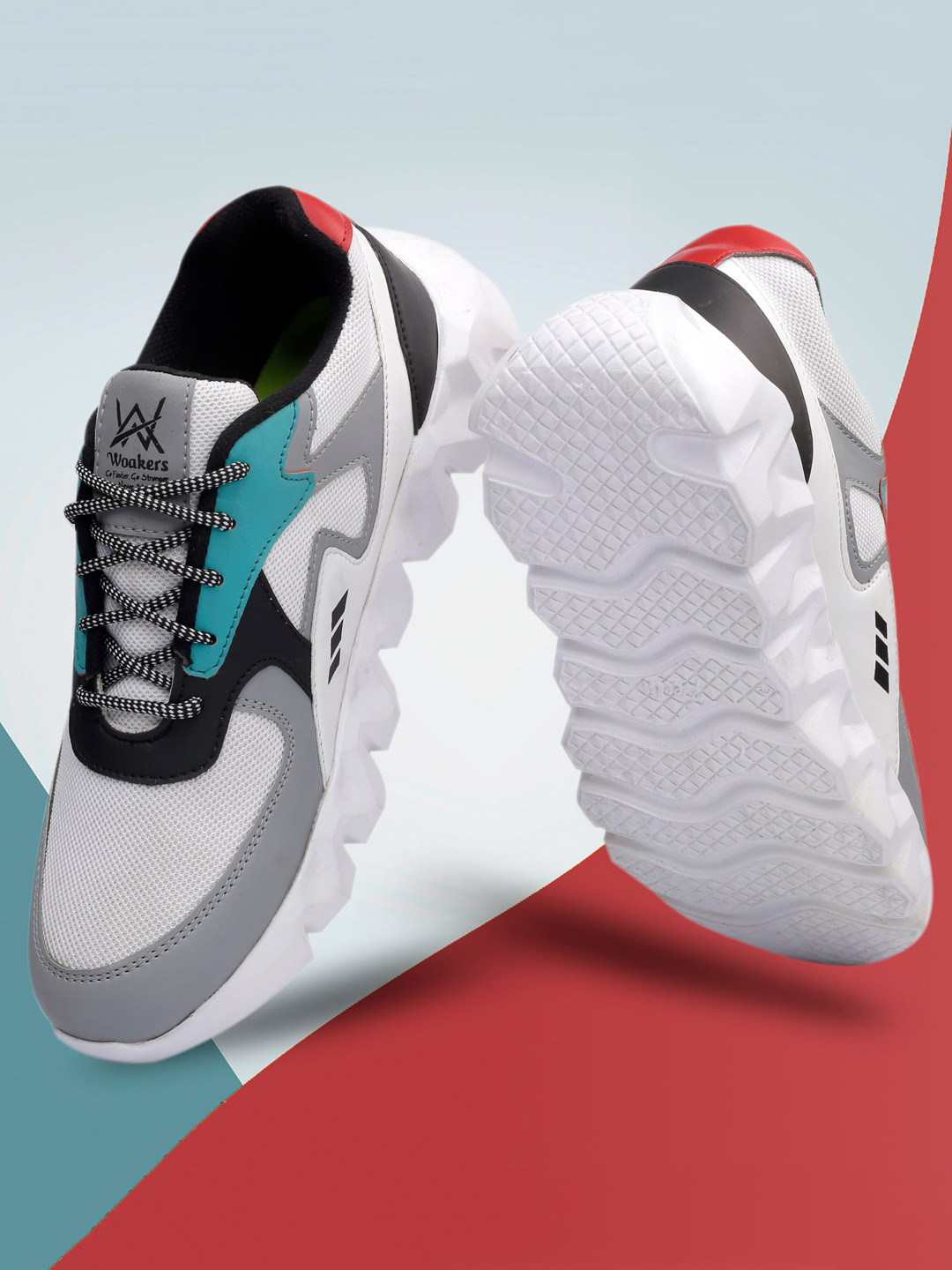 

Woakers Men White Colourblocked Sneakers