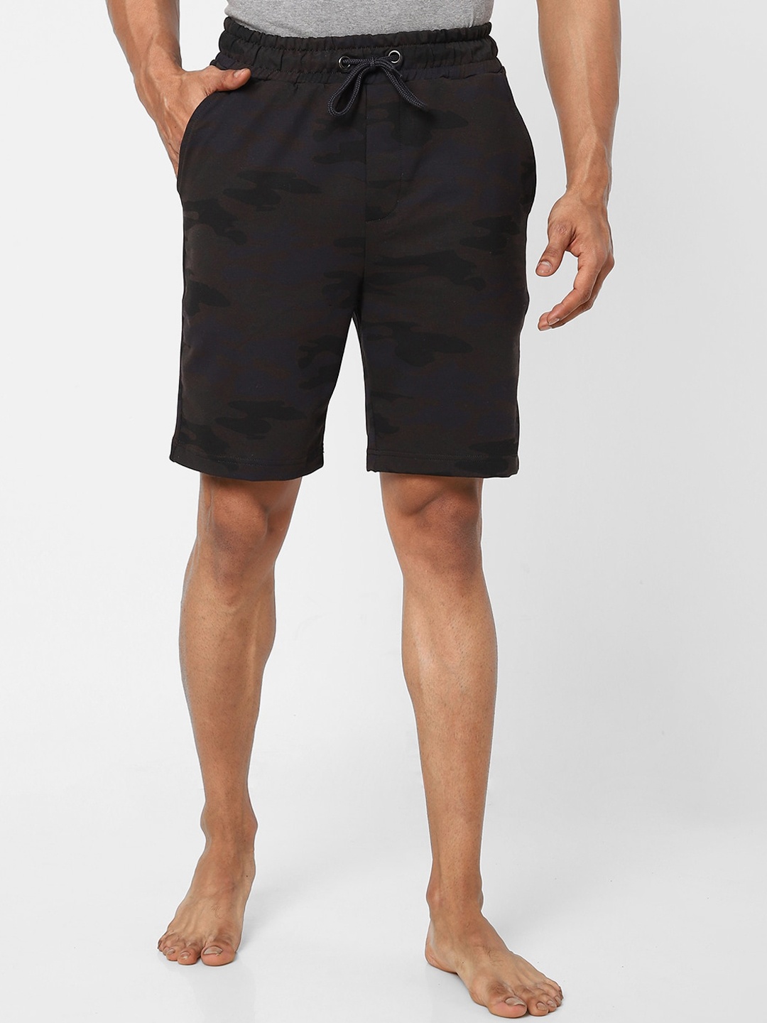 

Ajile by Pantaloons Men Olive Green Slim Fit Shorts