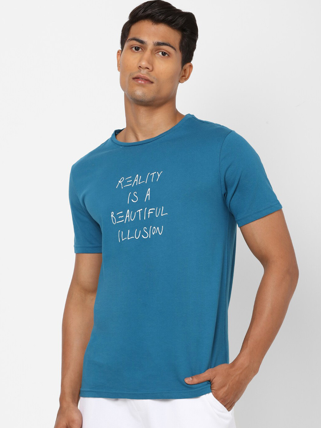 

Ajile by Pantaloons Men Teal Printed Slim Fit T-shirt