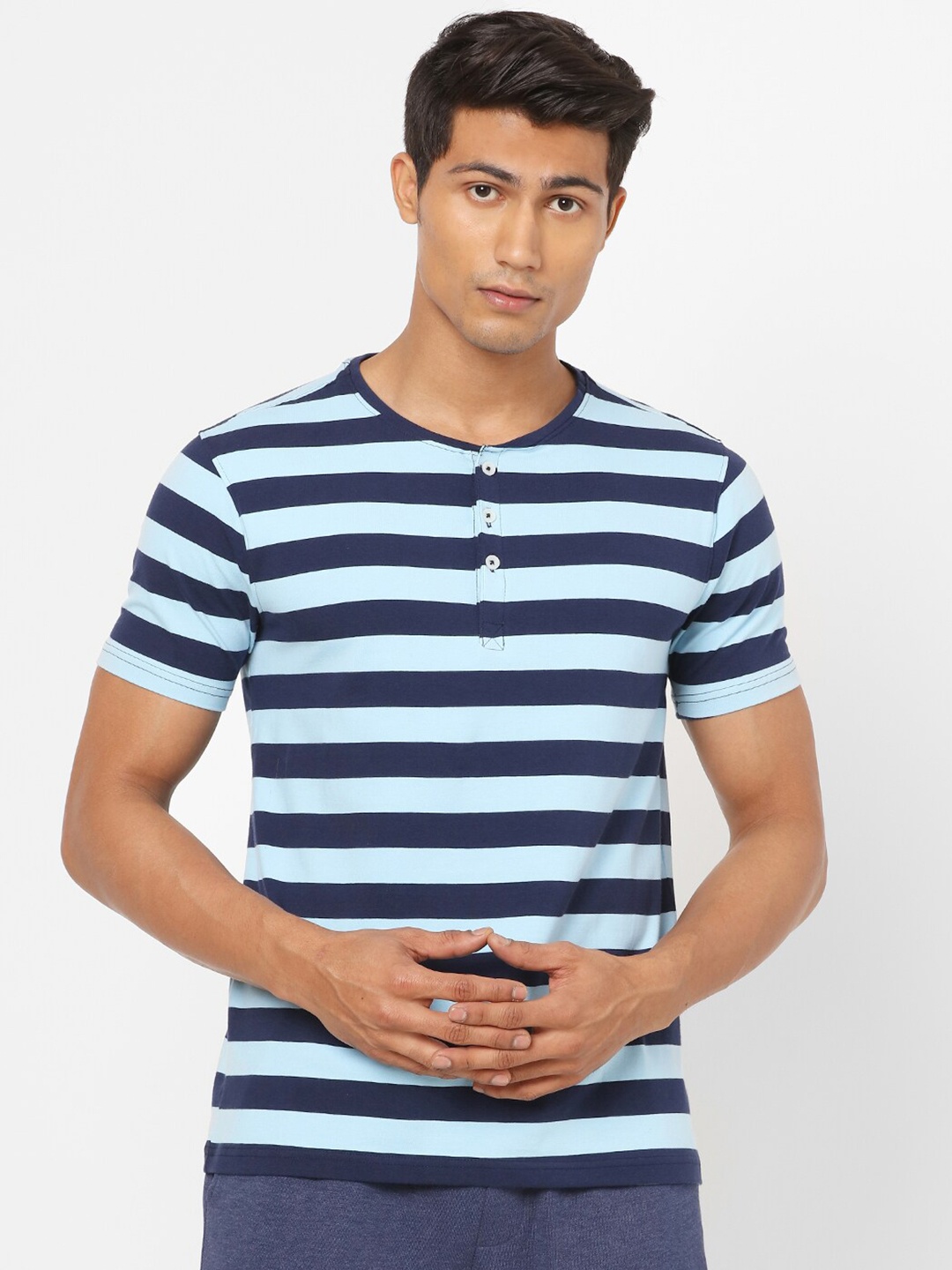 

Ajile by Pantaloons Men Blue Striped Henley Neck Slim Fit T-shirt
