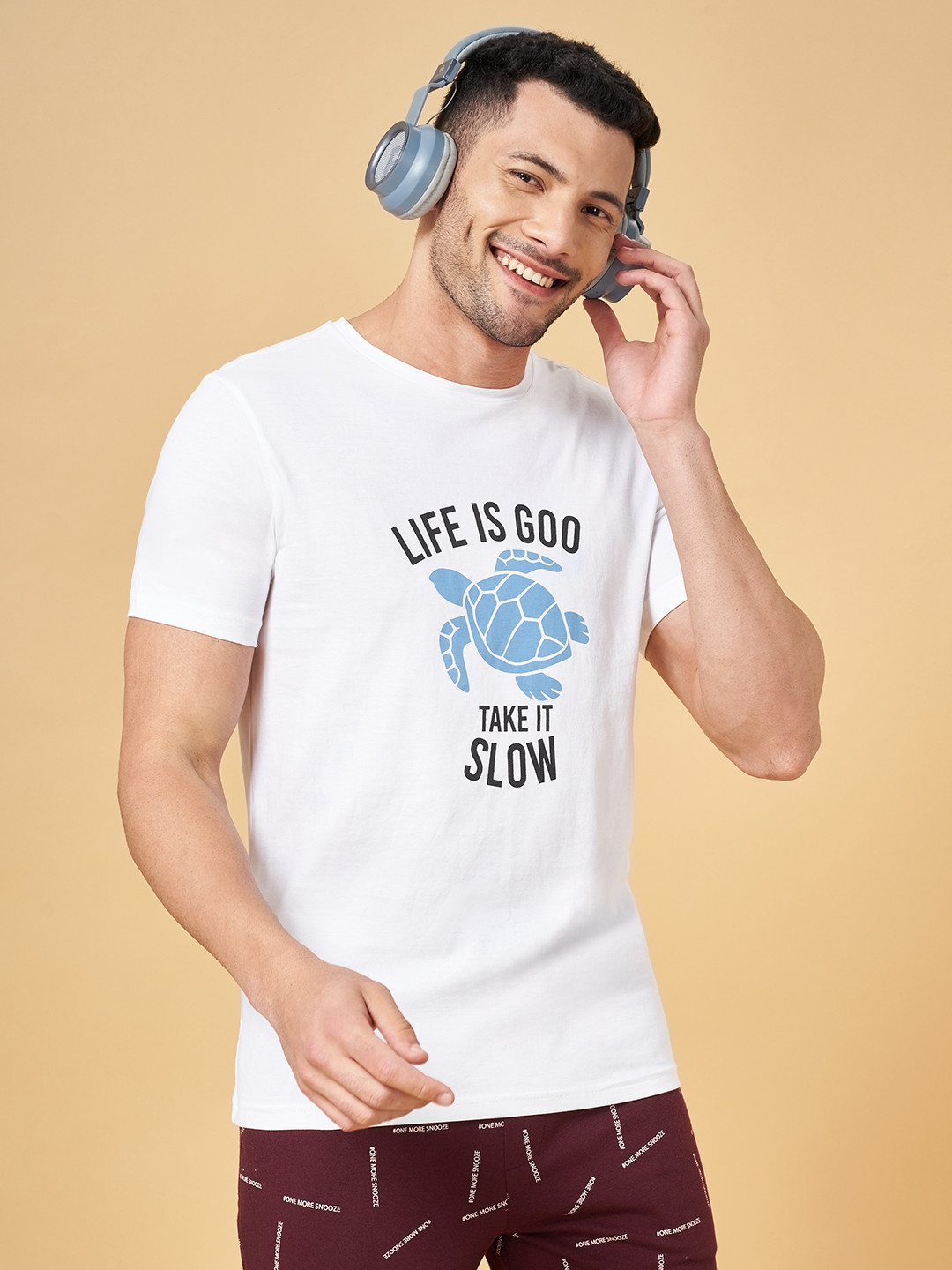 

Ajile by Pantaloons Men White Printed Slim Fit T-shirt