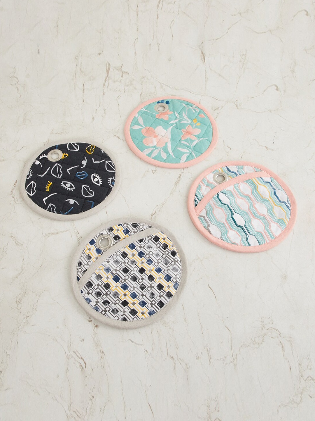 

Home Centre Set of 4 Multi Printed Cotton Pot Holder