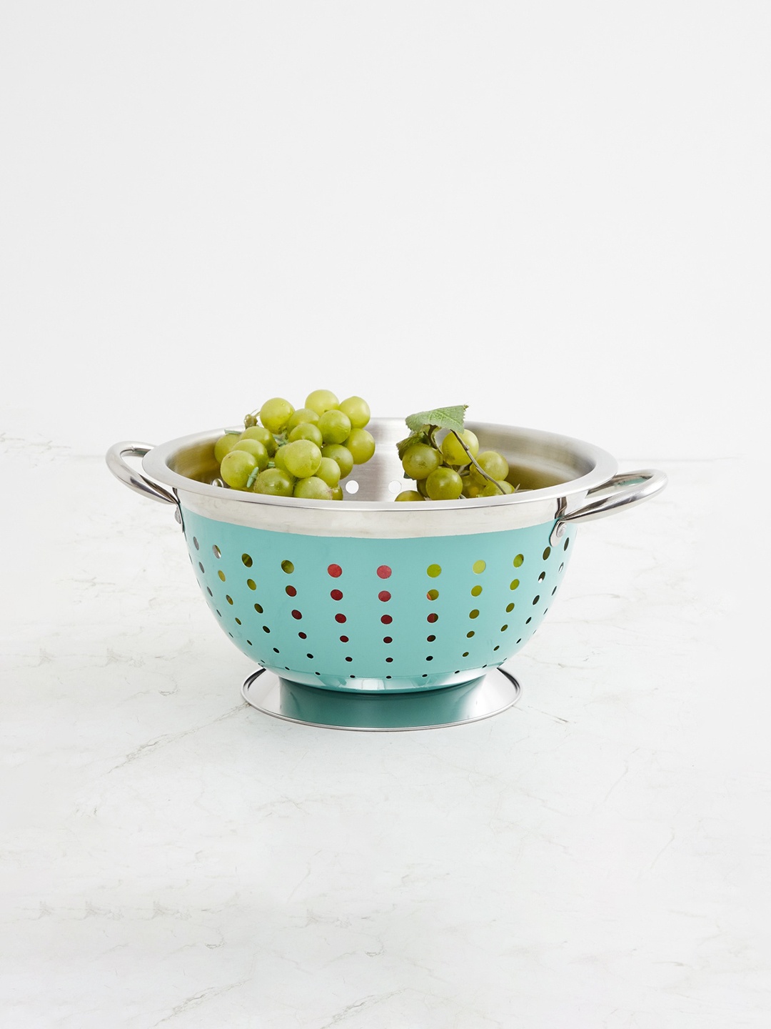 

Home Centre Green Solid Stainless Steel Colander With Handle