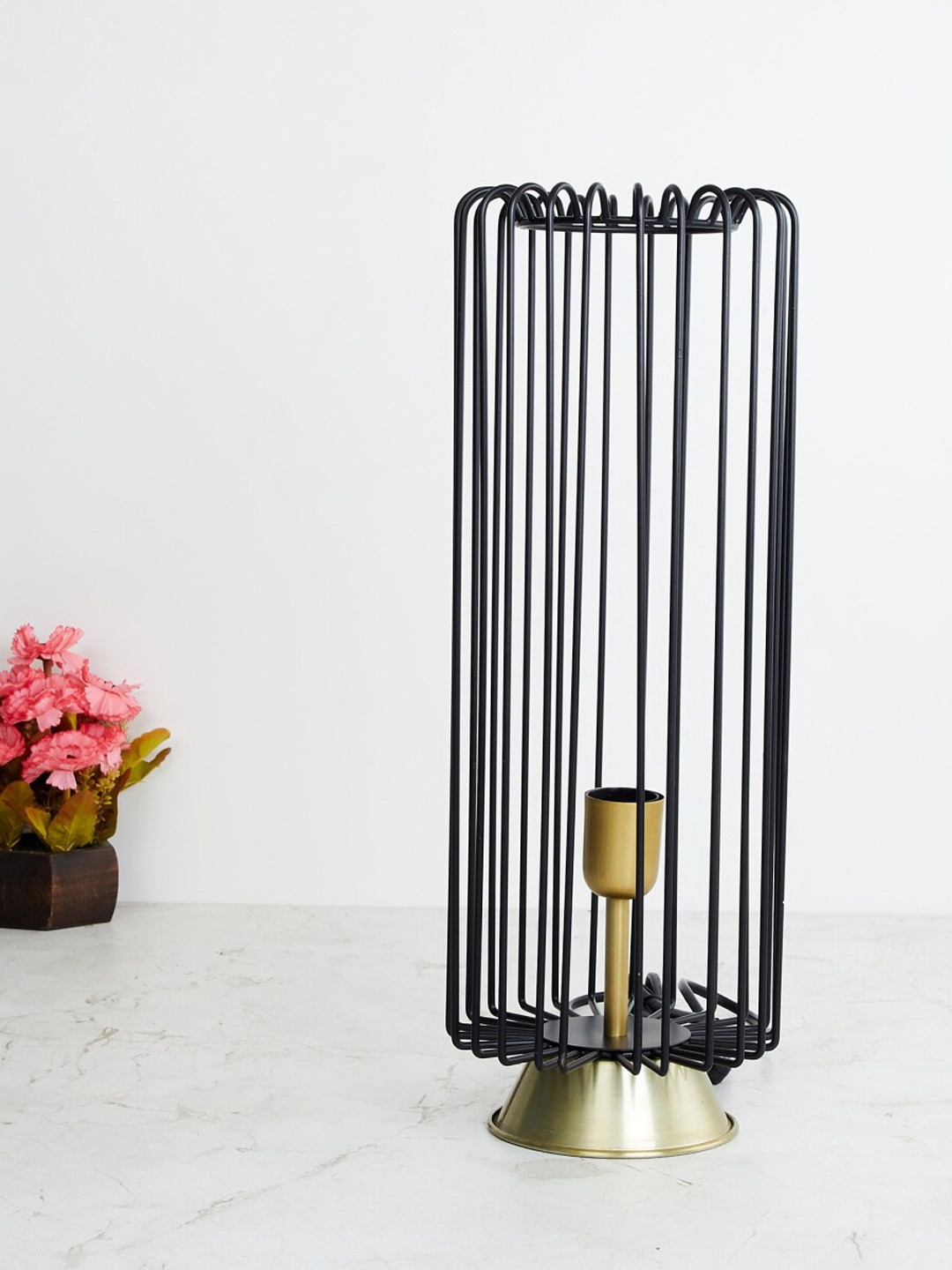 

Home Centre Fiesta Black Solid Metal Table Lamp